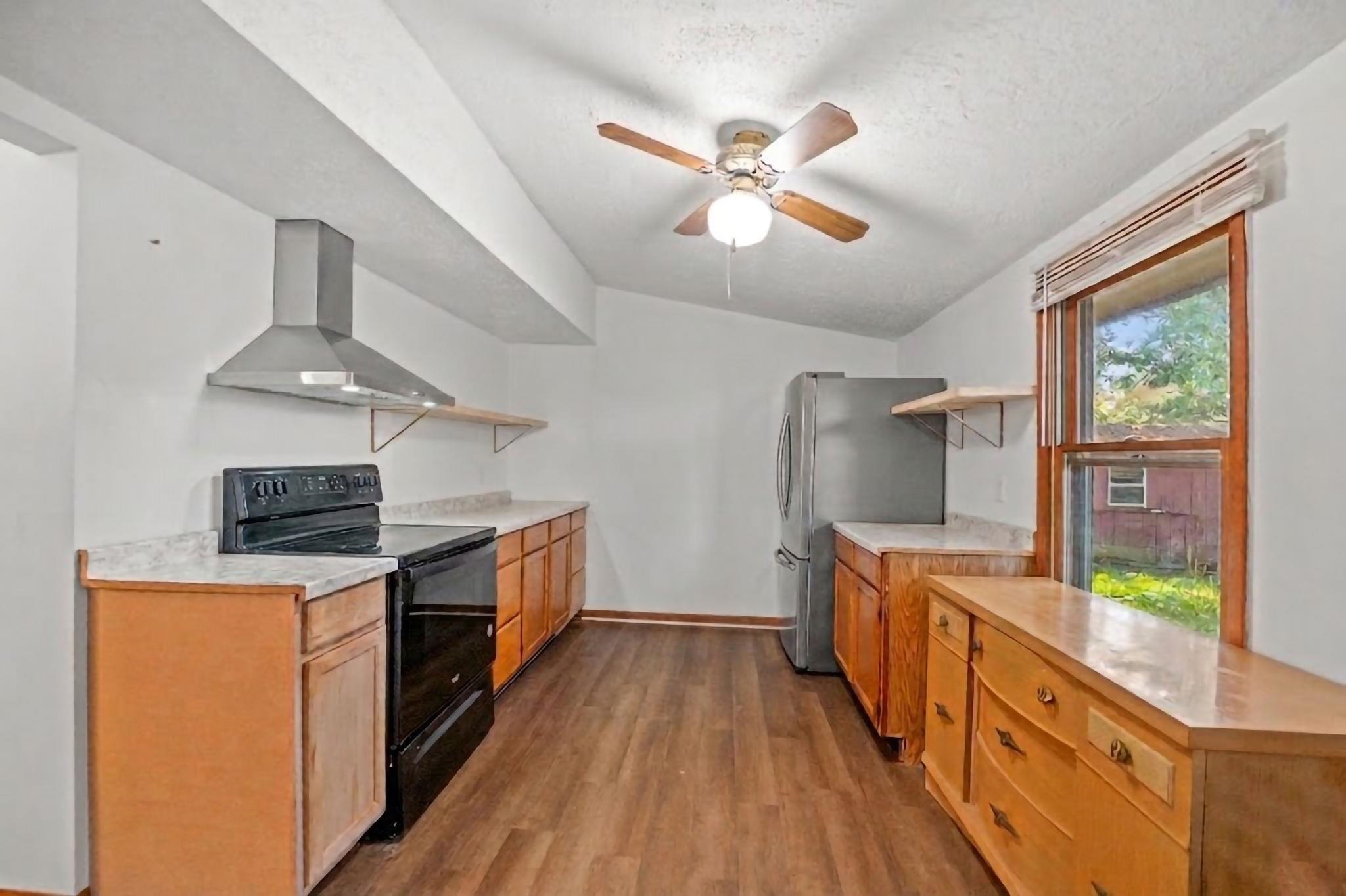 887 Pinner Pl. Property Photo 19