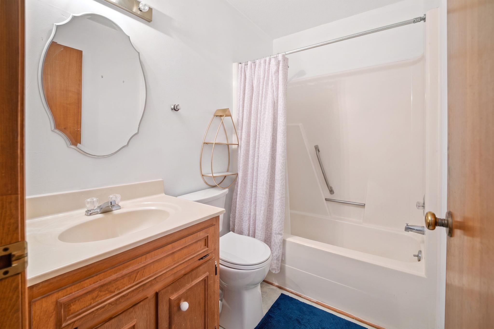 887 Pinner Pl. Property Photo 21