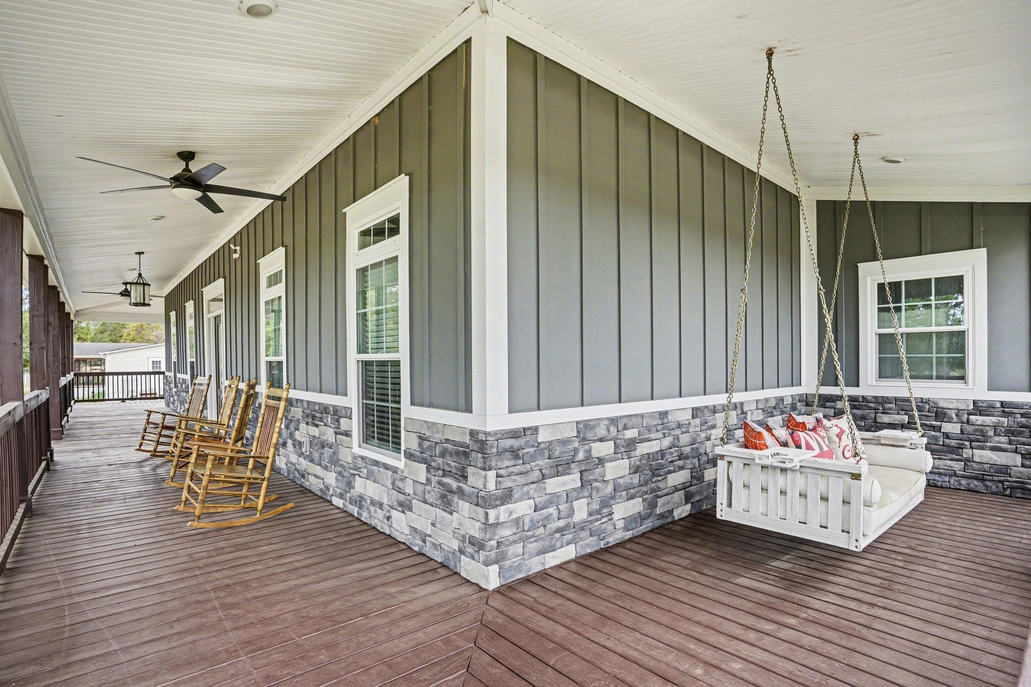 942 Meadow Dr. Property Photo 24
