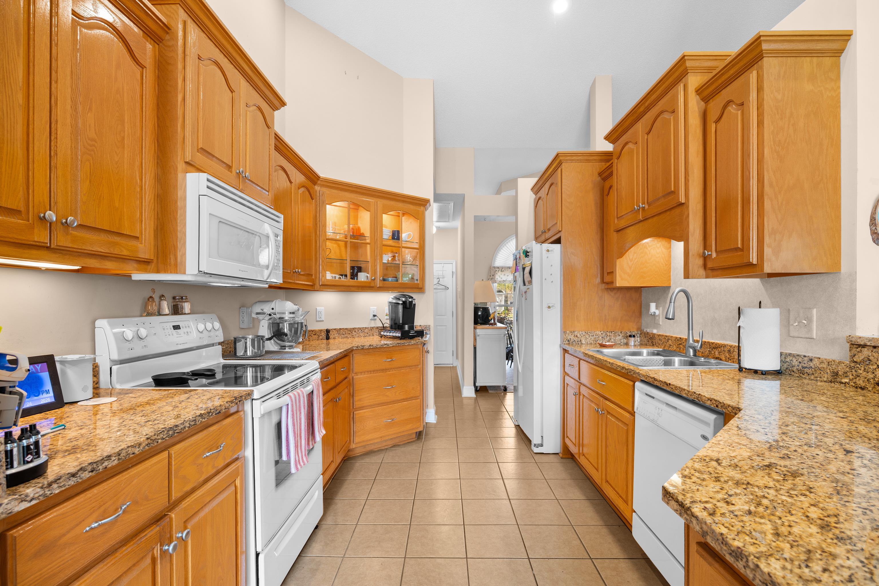 8204 Caddis Ct. Property Photo 9