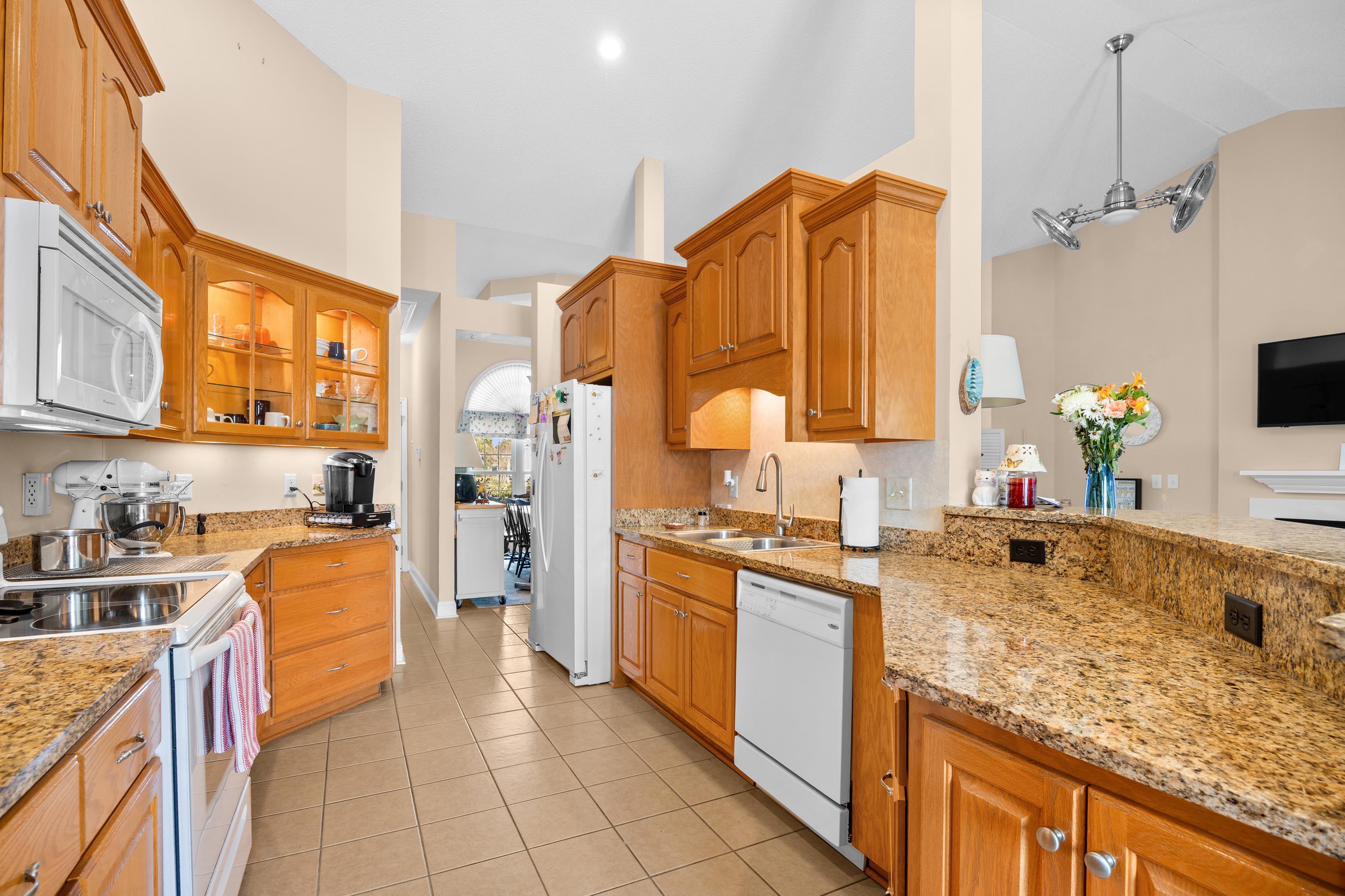 8204 Caddis Ct. Property Photo 12