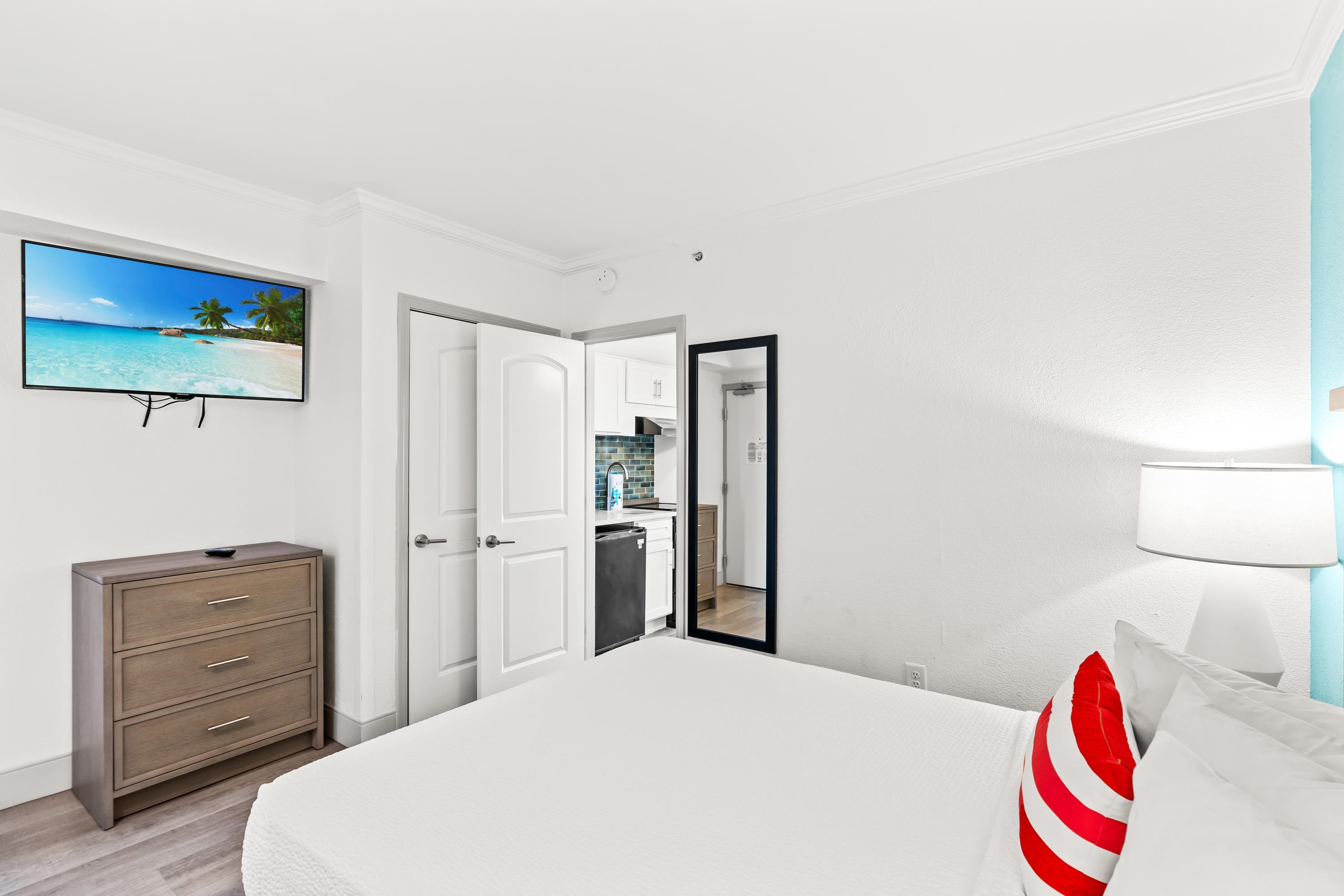 2311 S Ocean Blvd. Property Photo 10