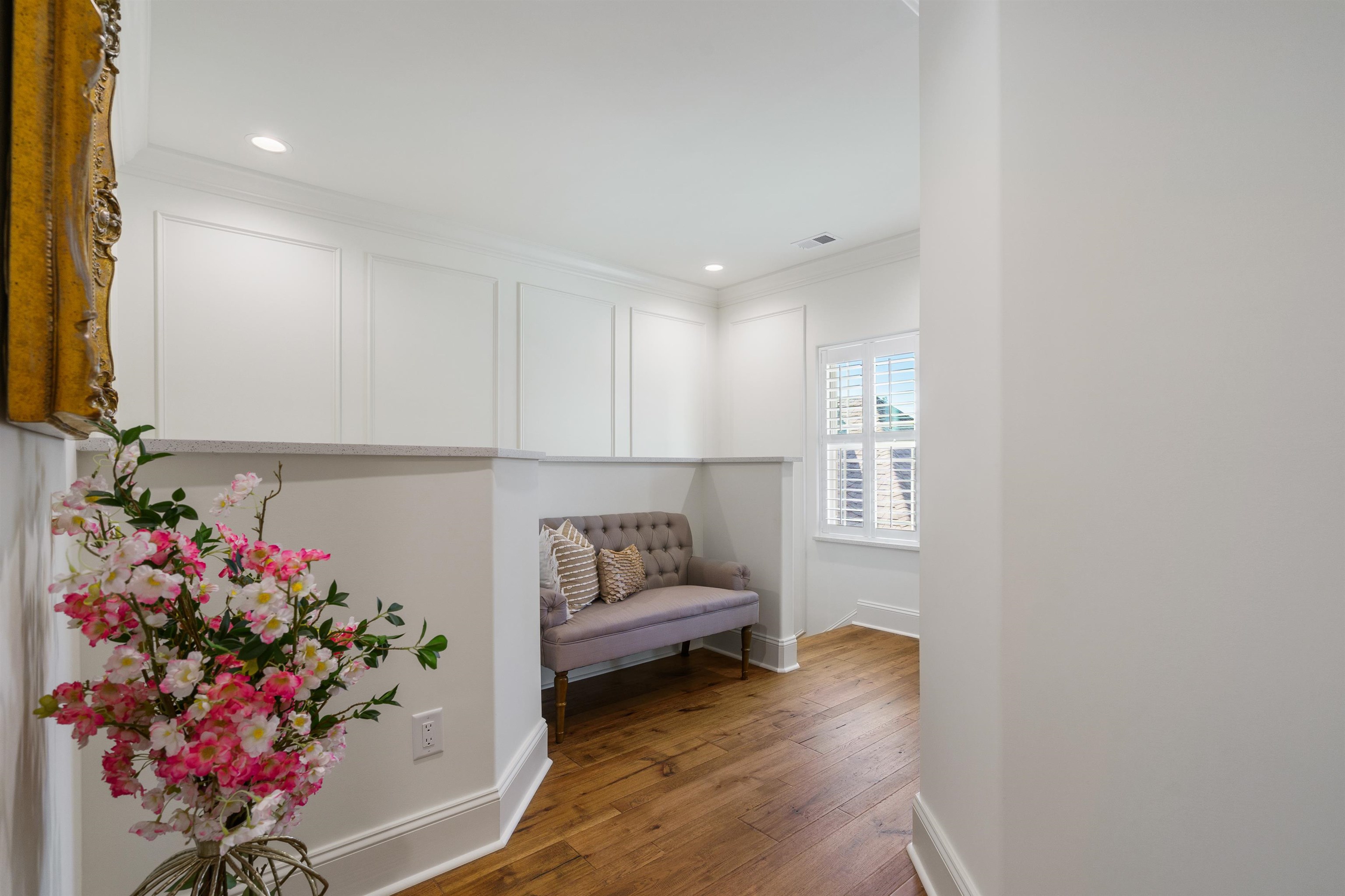 404 Club Dr. Property Photo 35