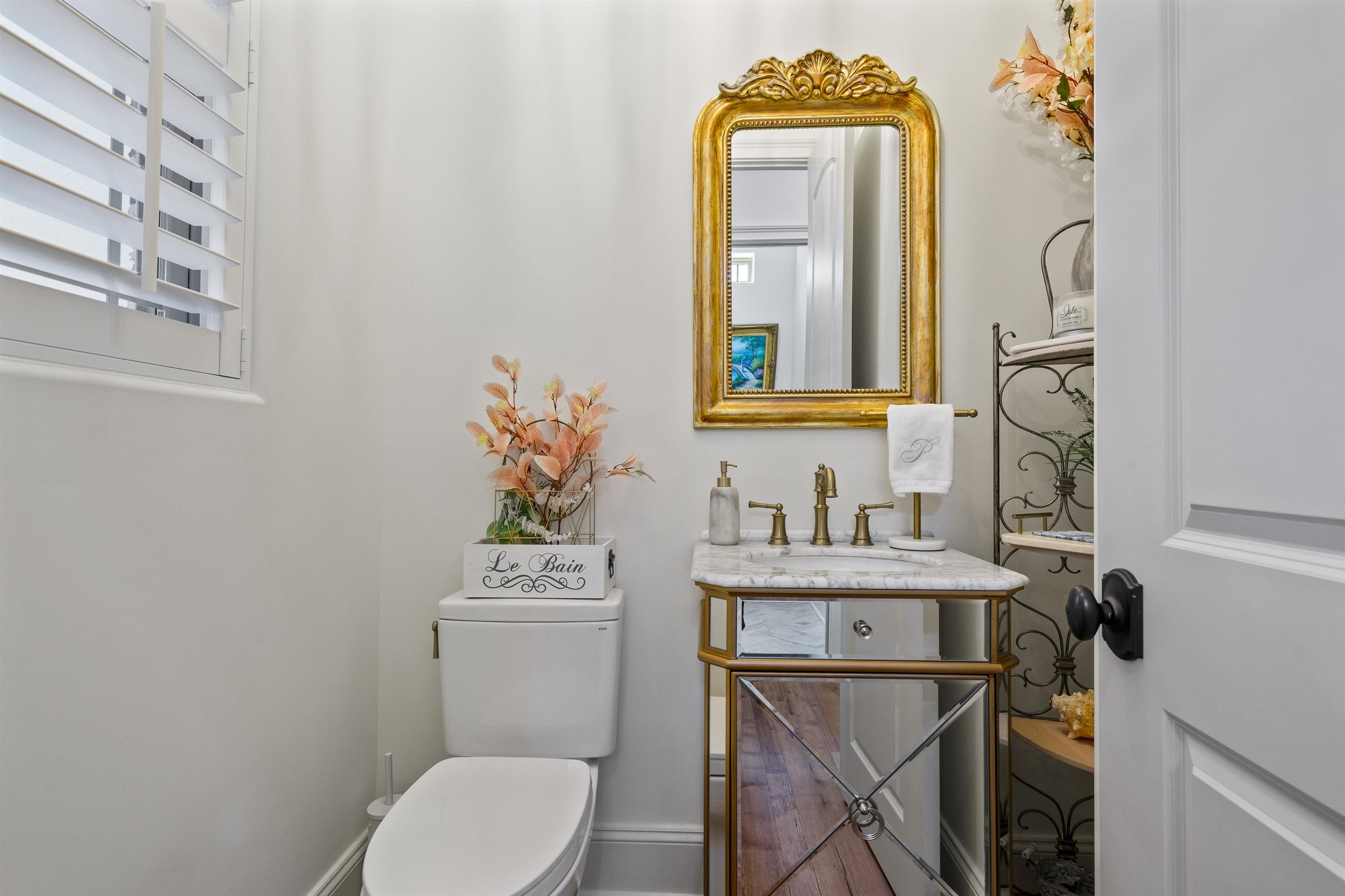404 Club Dr. Property Photo 50