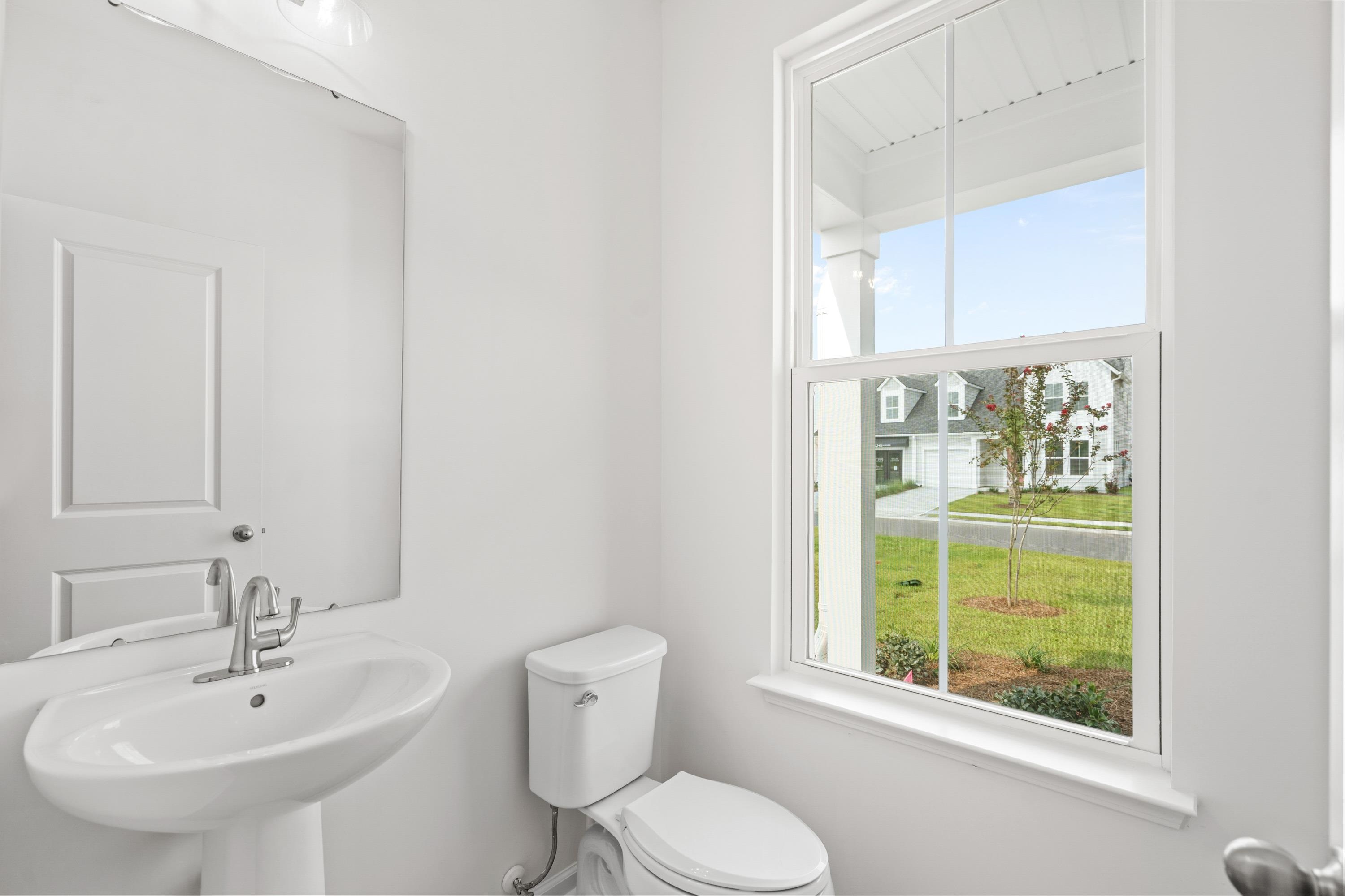 2716 Summer Breeze Ln Property Photo 6