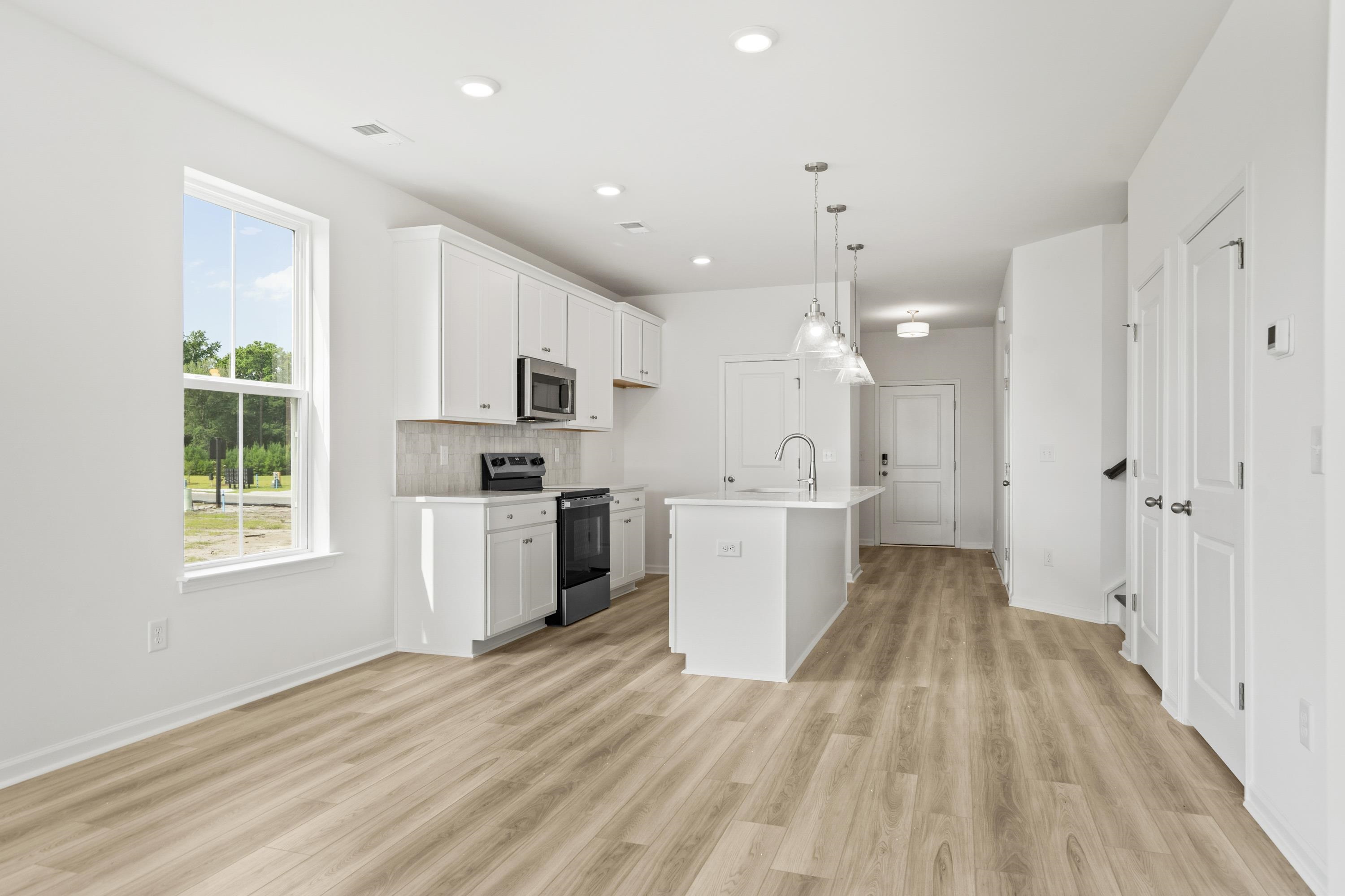 2716 Summer Breeze Ln Property Photo 13