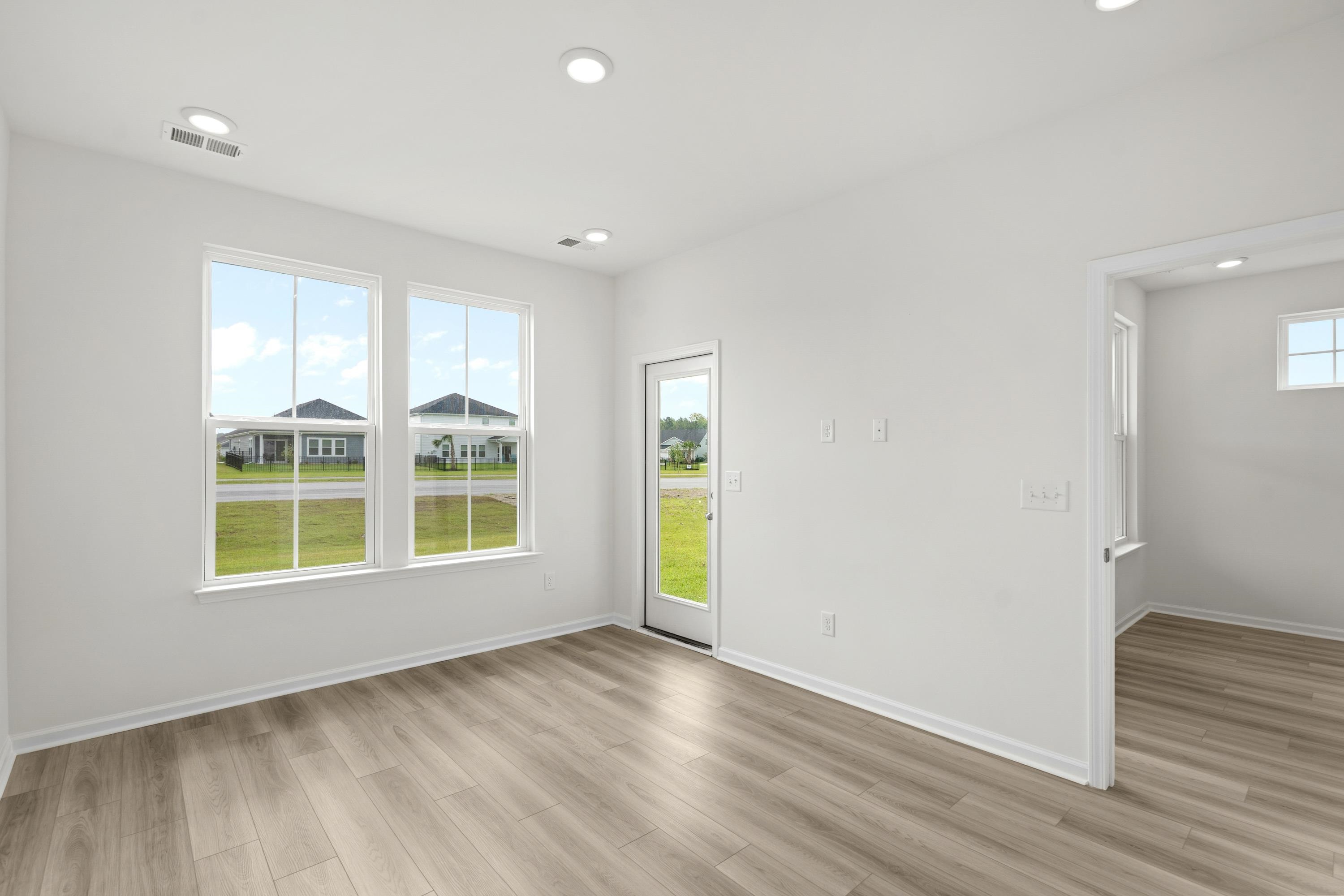 2716 Summer Breeze Ln Property Photo 28