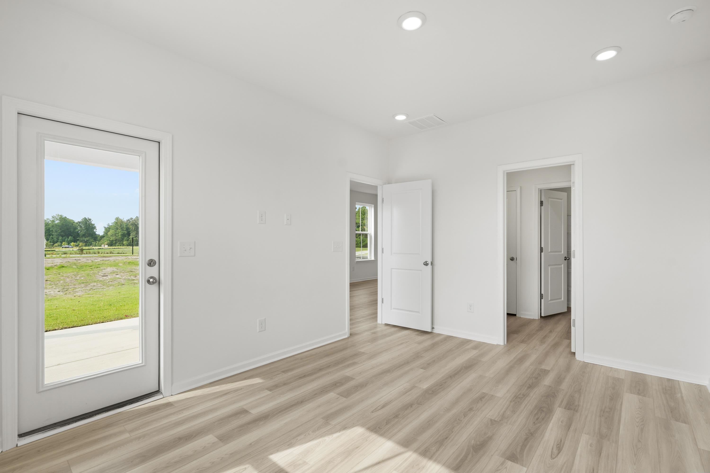 2716 Summer Breeze Ln Property Photo 29