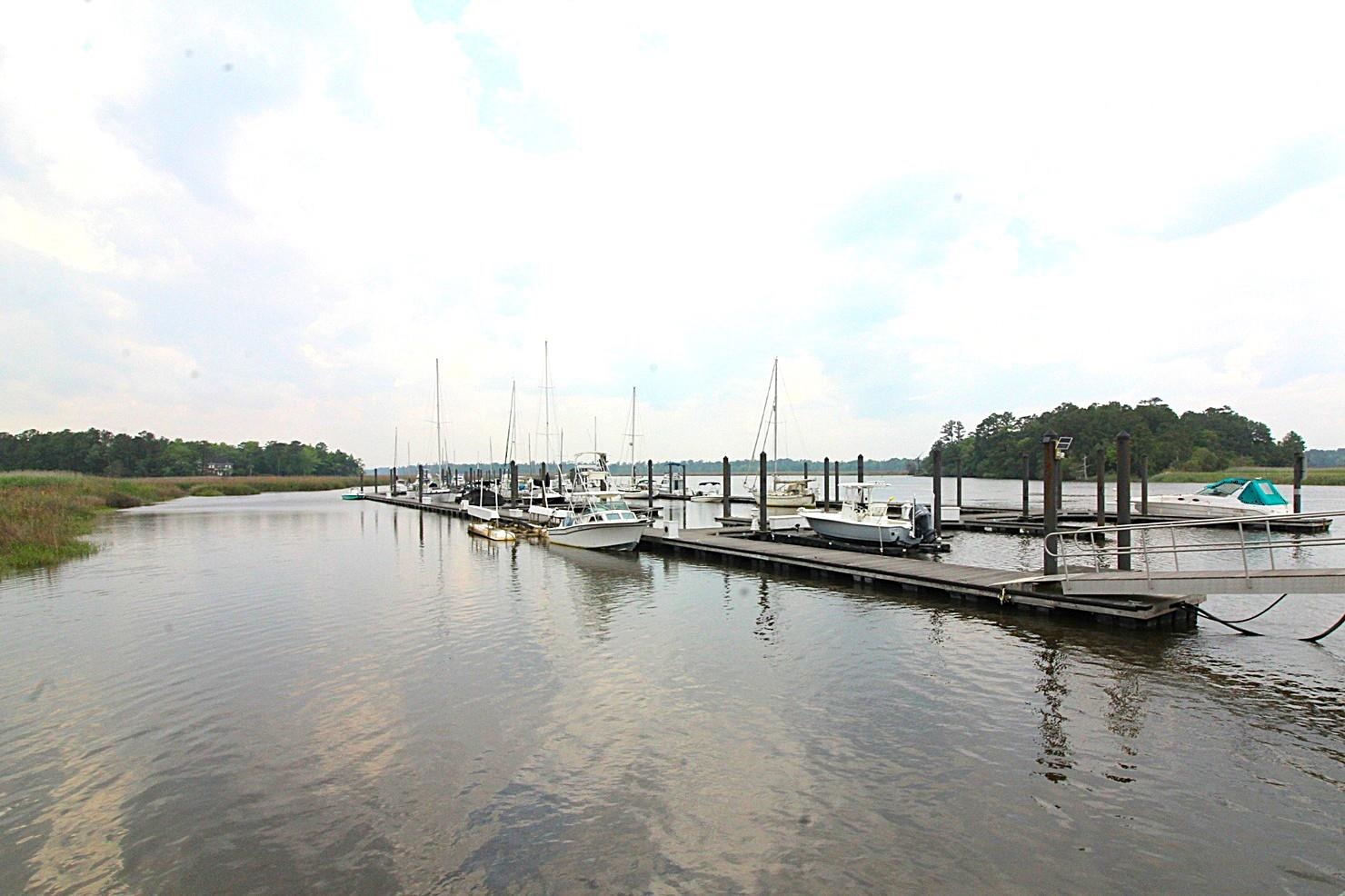 270 Crescent Dr. Property Photo 8