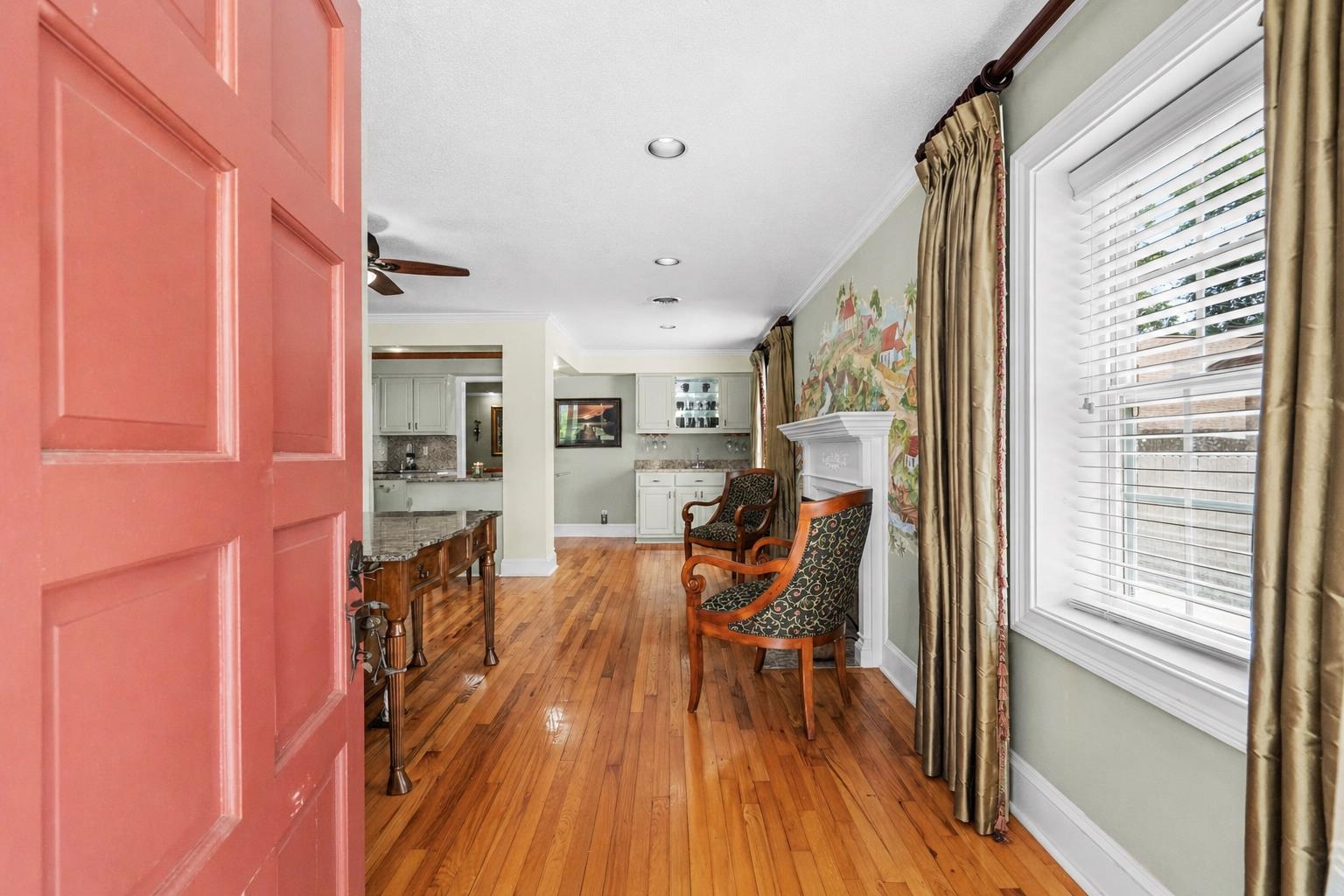 379 Bragdon Ave. Property Photo 3