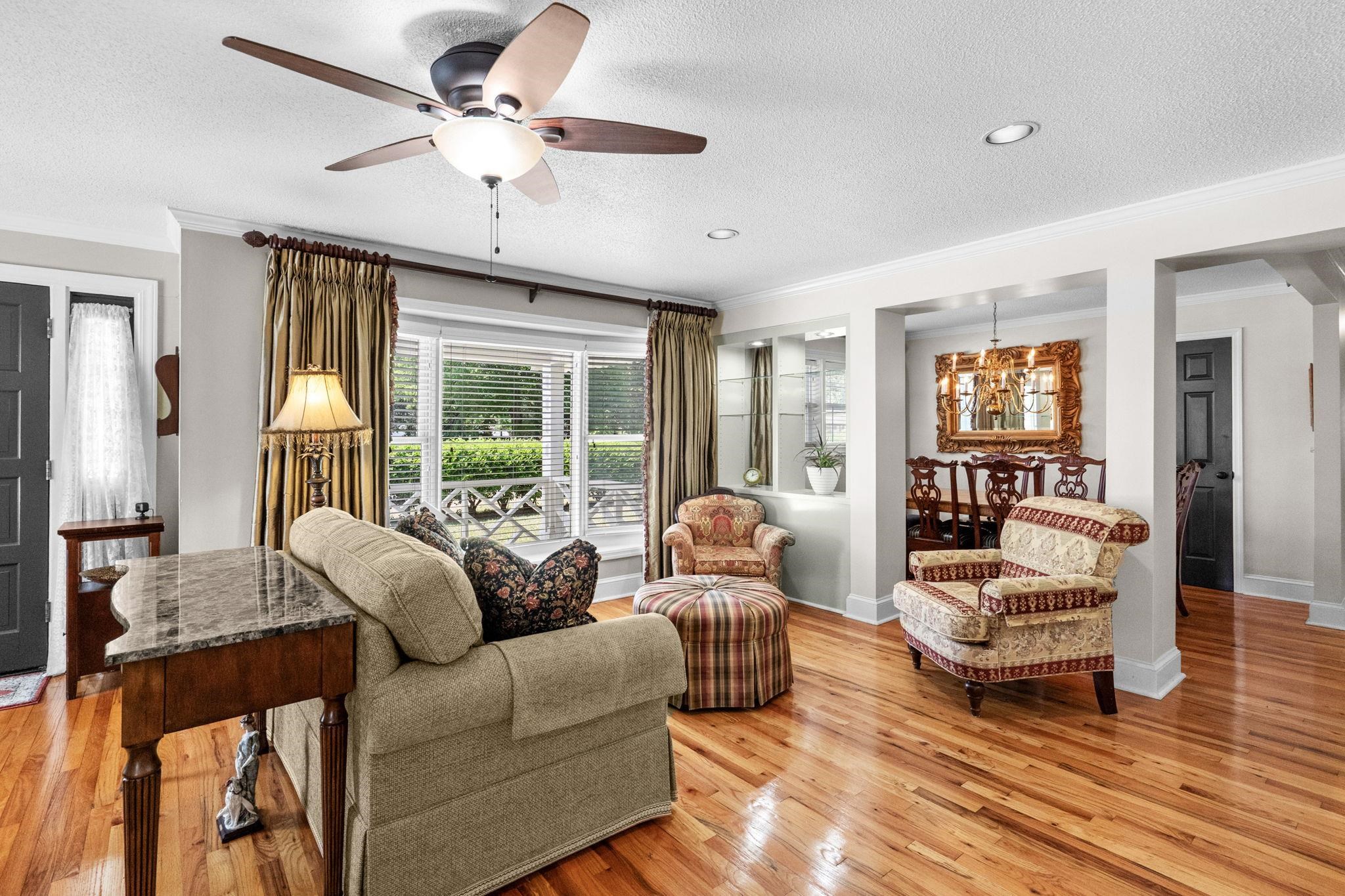 379 Bragdon Ave. Property Photo 4