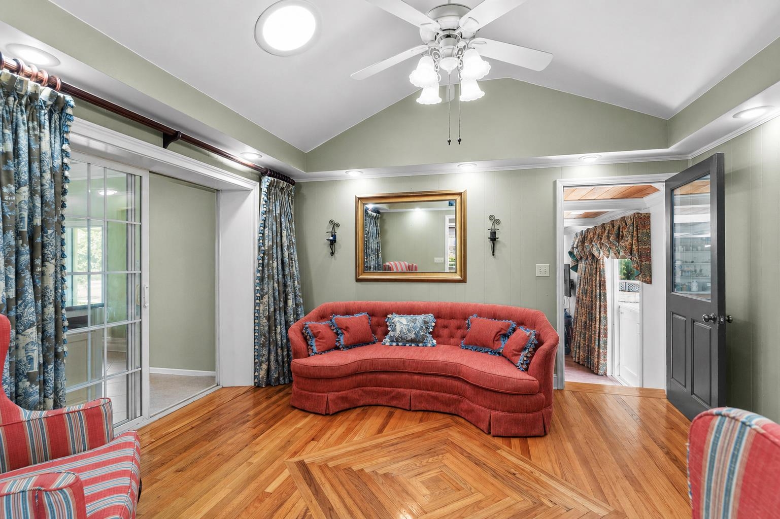 379 Bragdon Ave. Property Photo 20