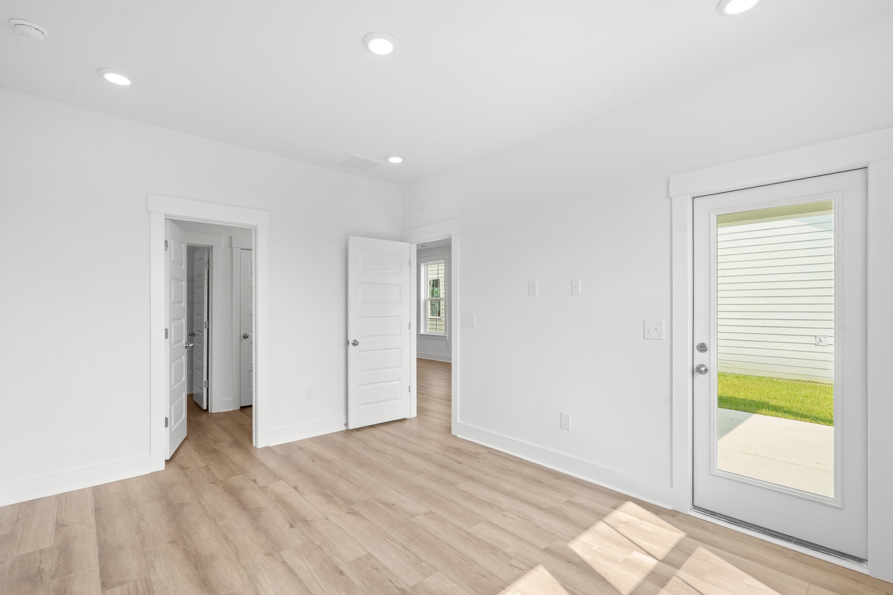 2720 Summer Breeze Ln Property Photo 30