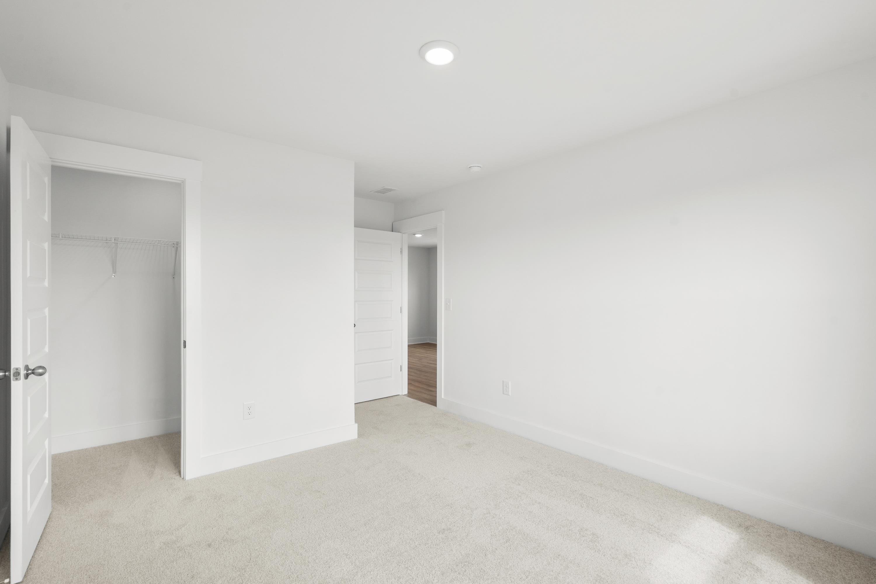 2720 Summer Breeze Ln Property Photo 41