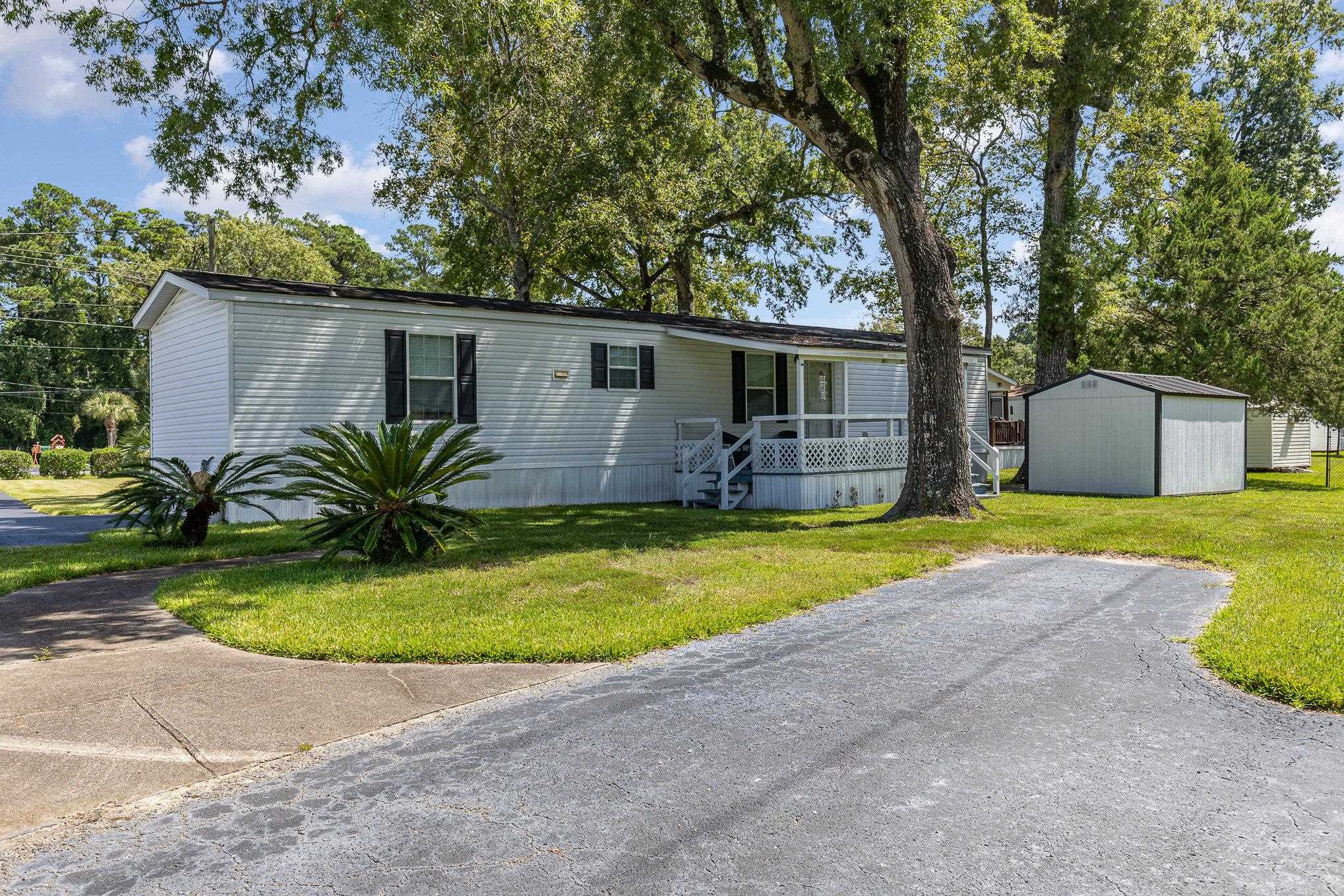 1105 Highway 15 Property Photo 3