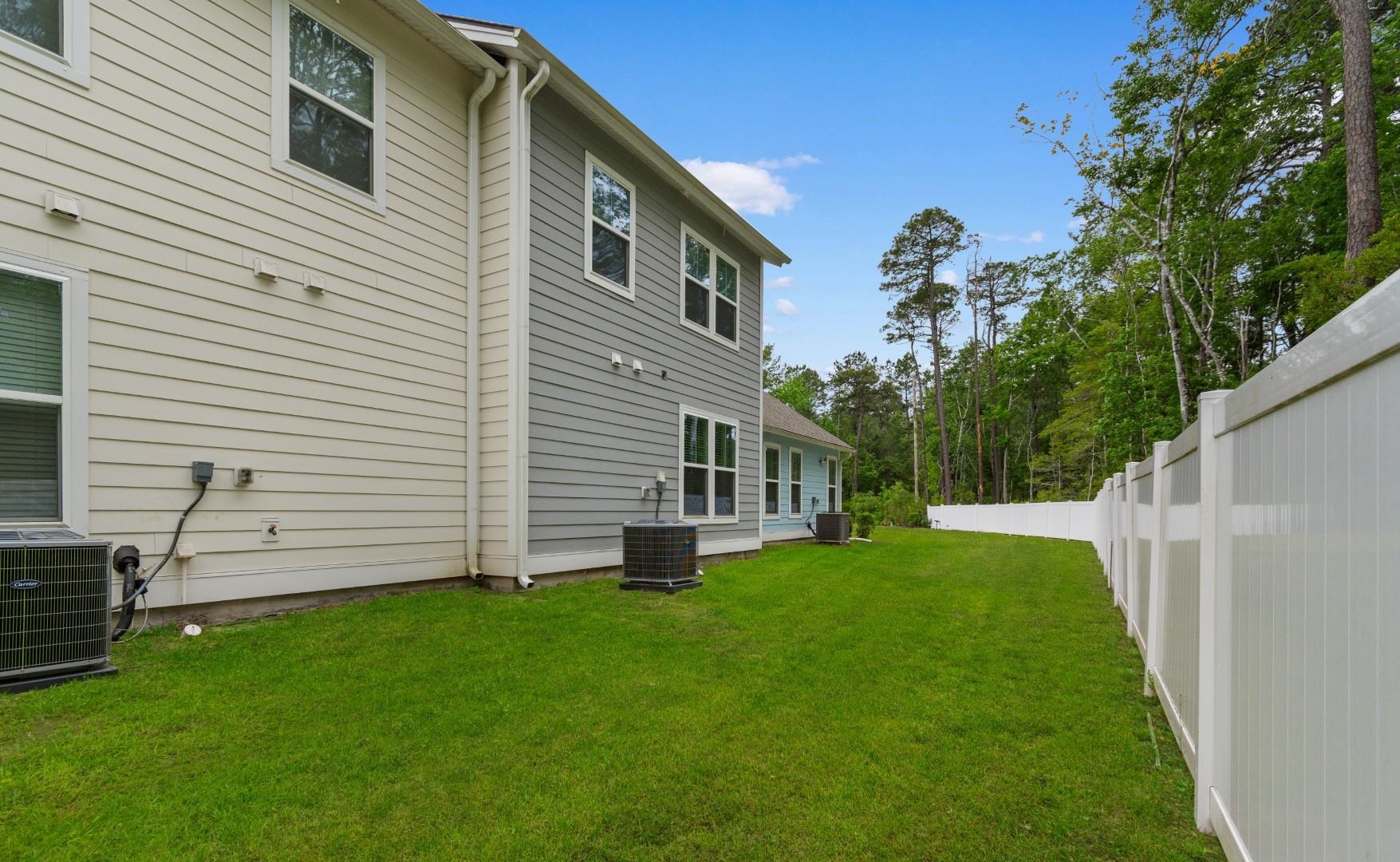 2475 Blue Crane Circle Property Photo 32