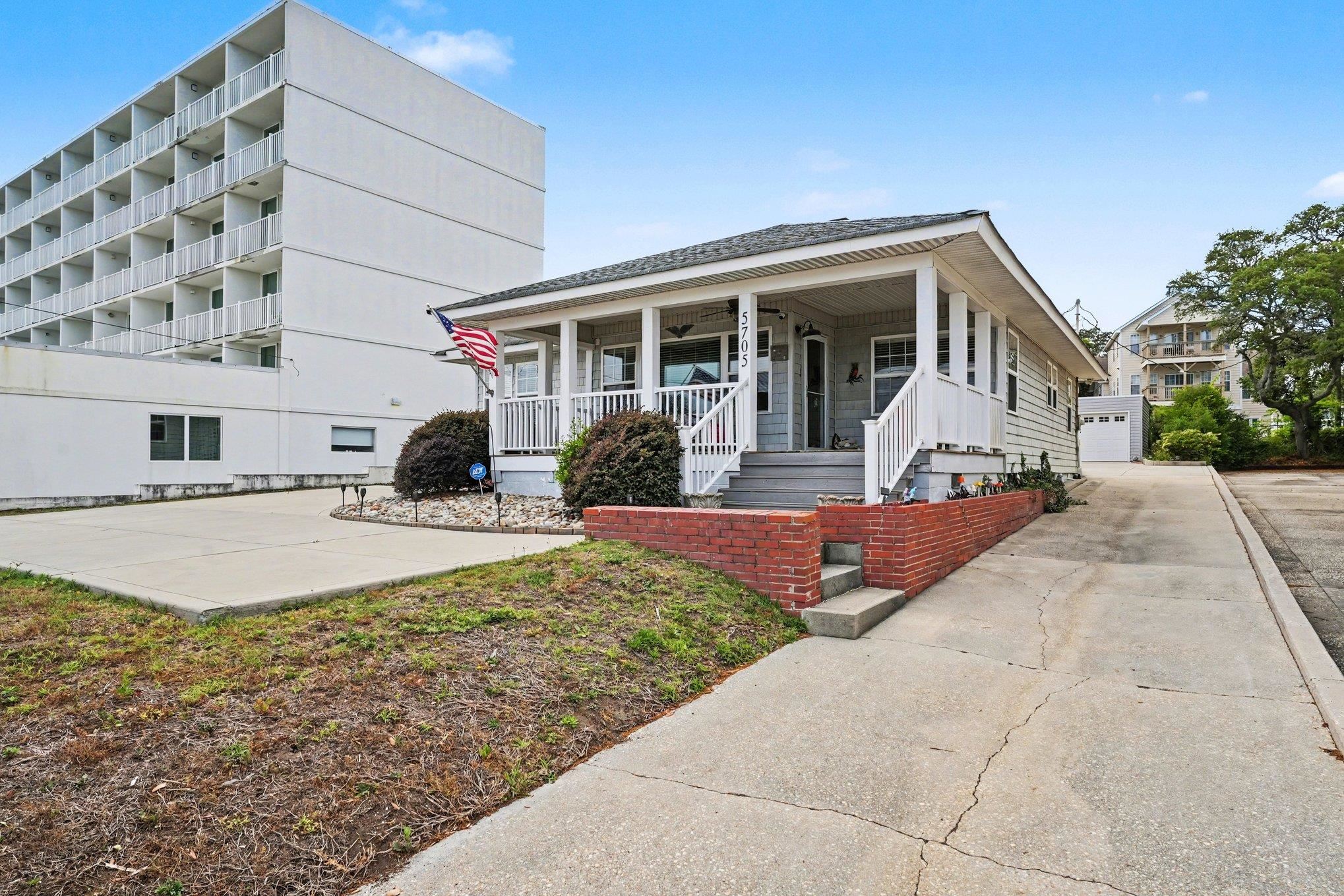 5705 N Ocean Blvd. Property Photo 2