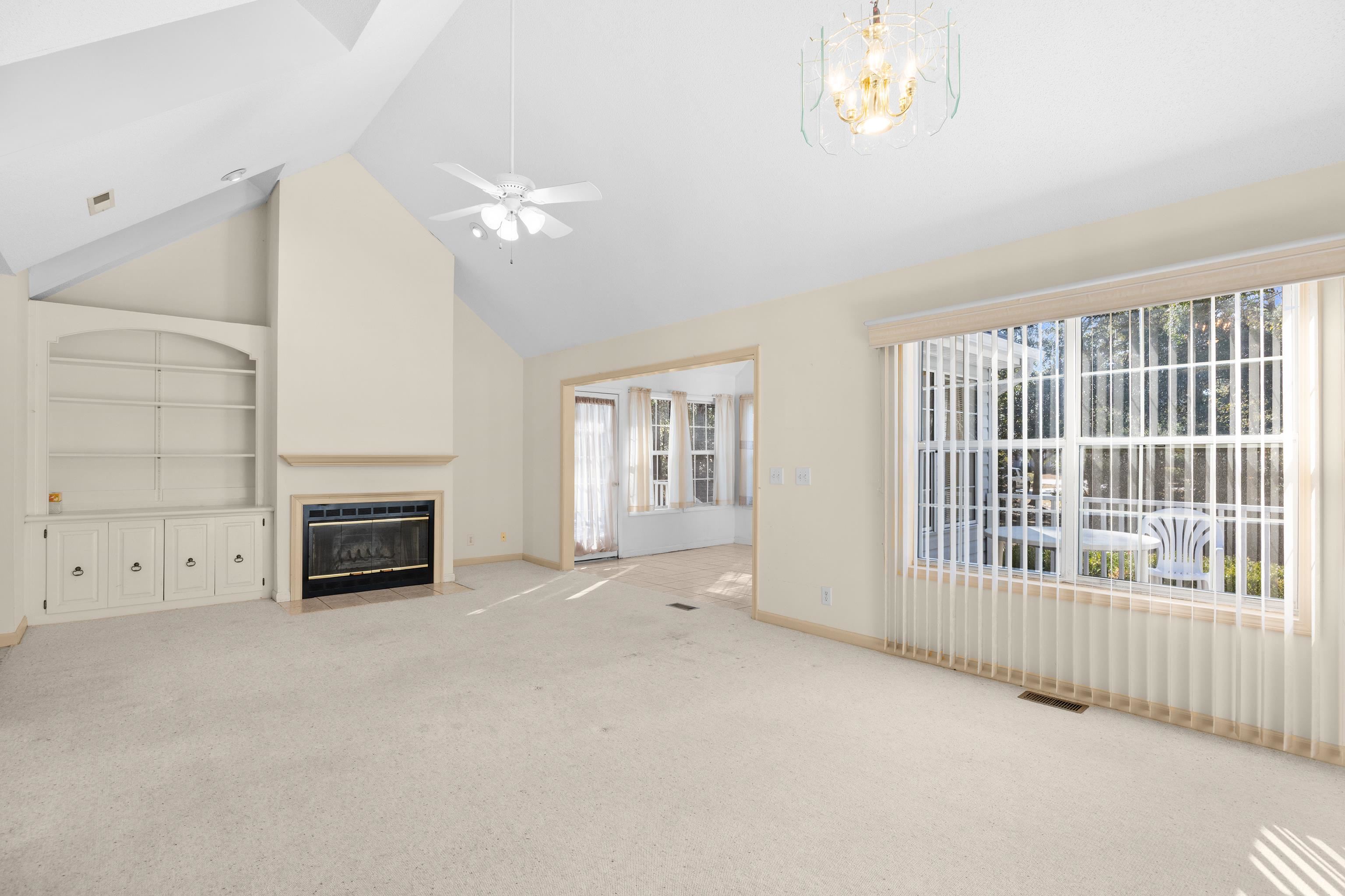 246 Russell Dr. Property Photo 15