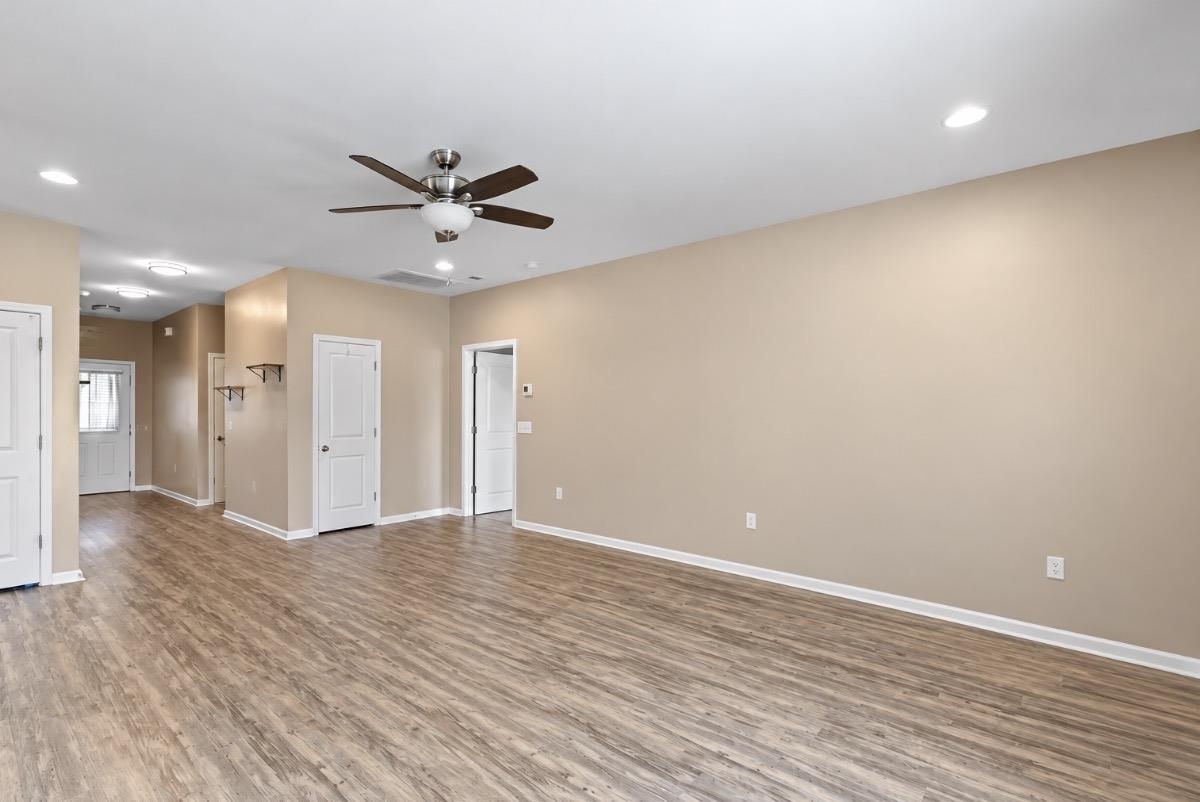 192 Long Leaf Pine Dr. Property Photo 9