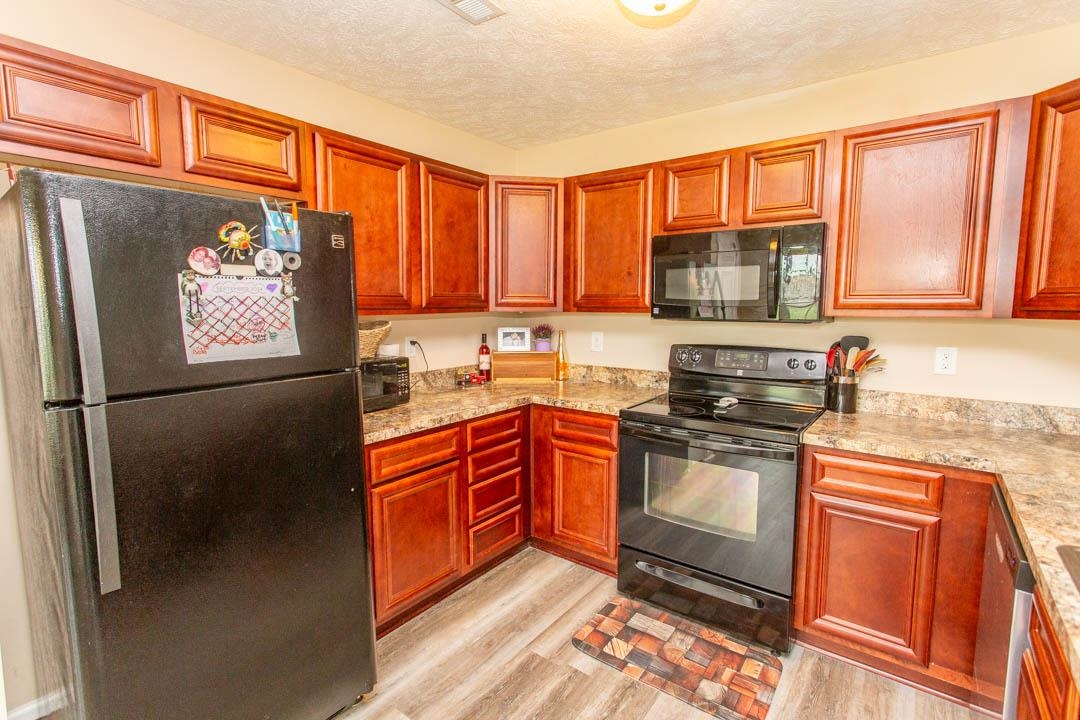 333 Carolina Springs Ct. Property Photo 10
