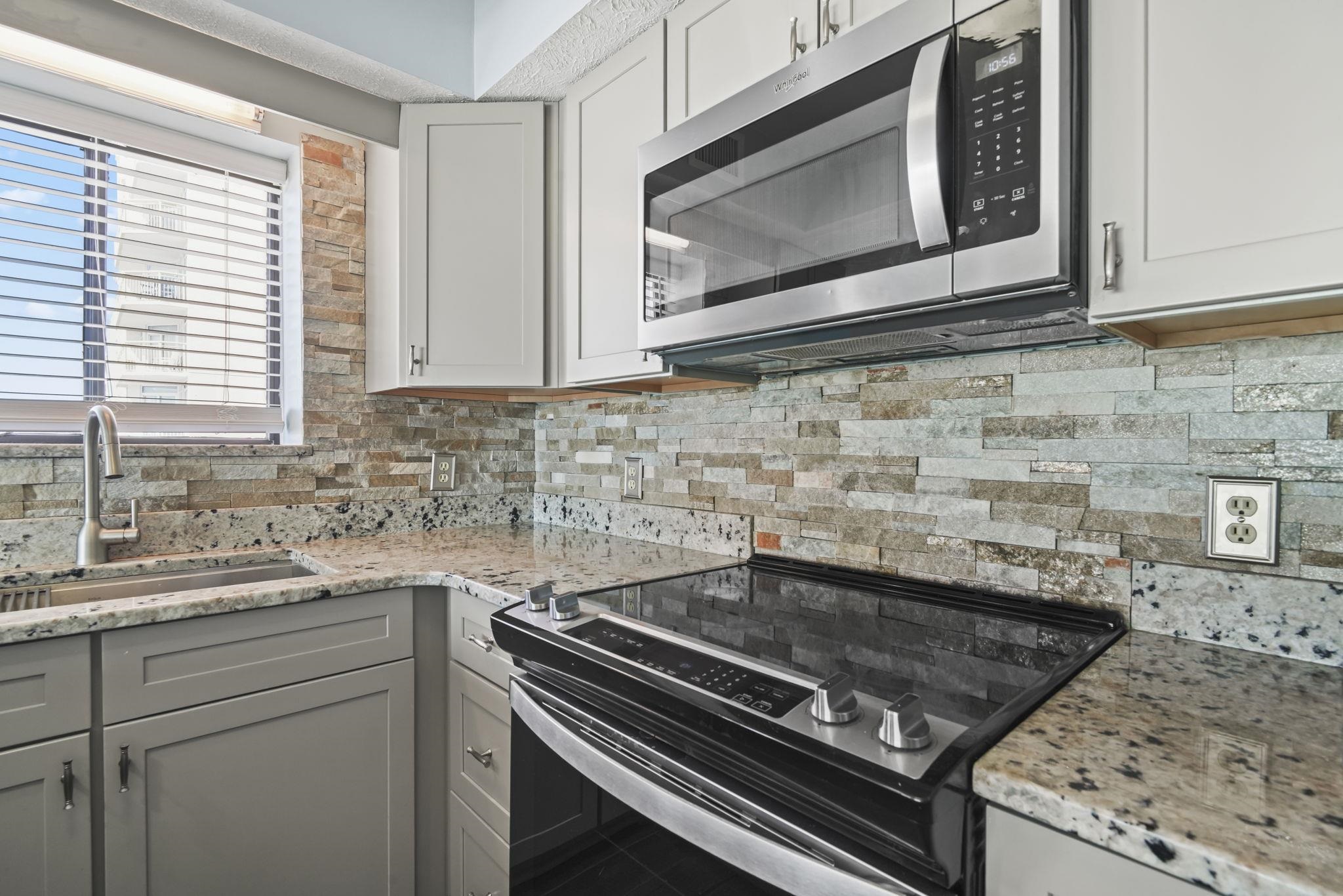 2609 S Ocean Blvd. Property Photo 10
