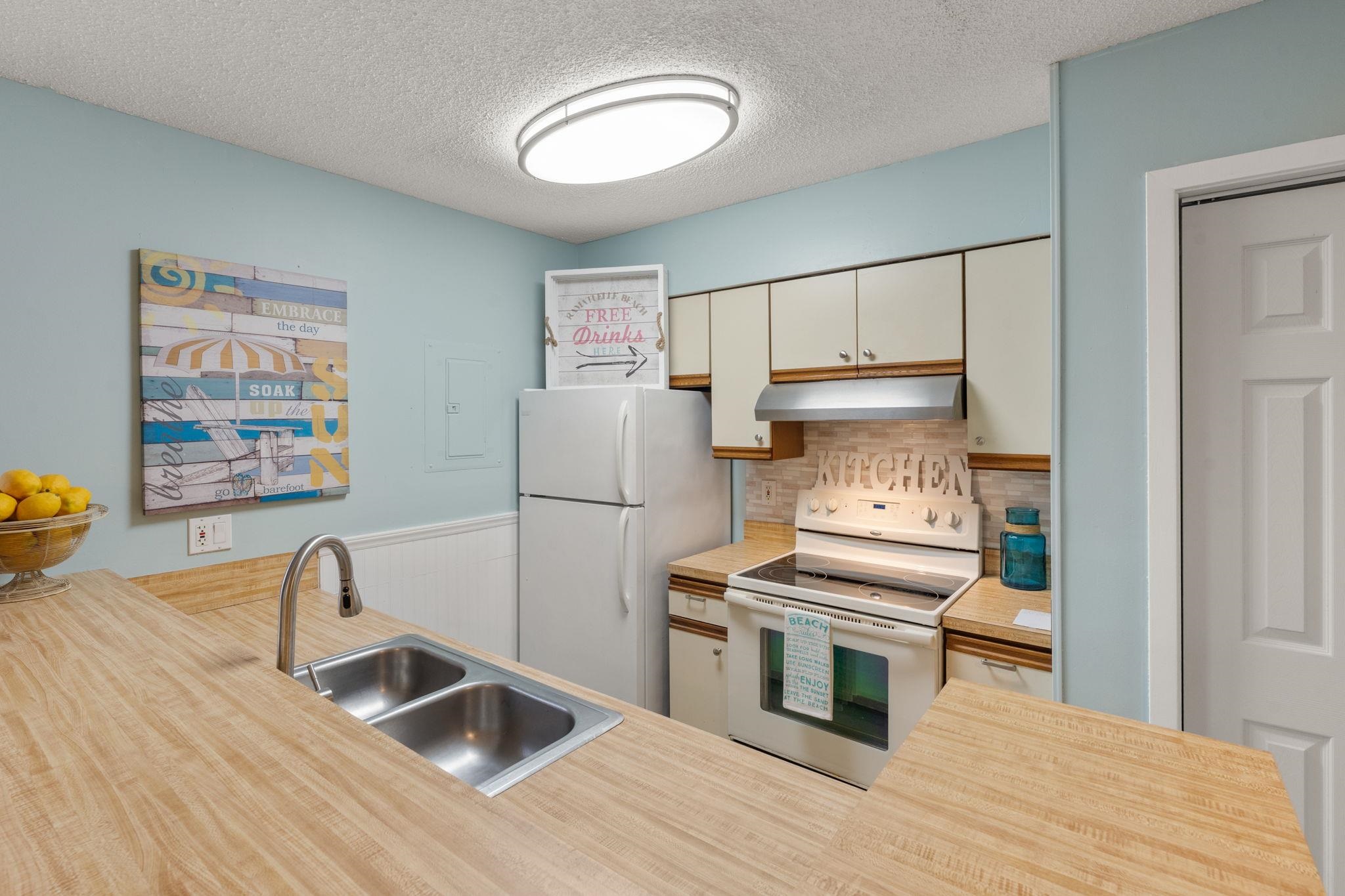 4486 Little River Inn Ln. Property Photo 14