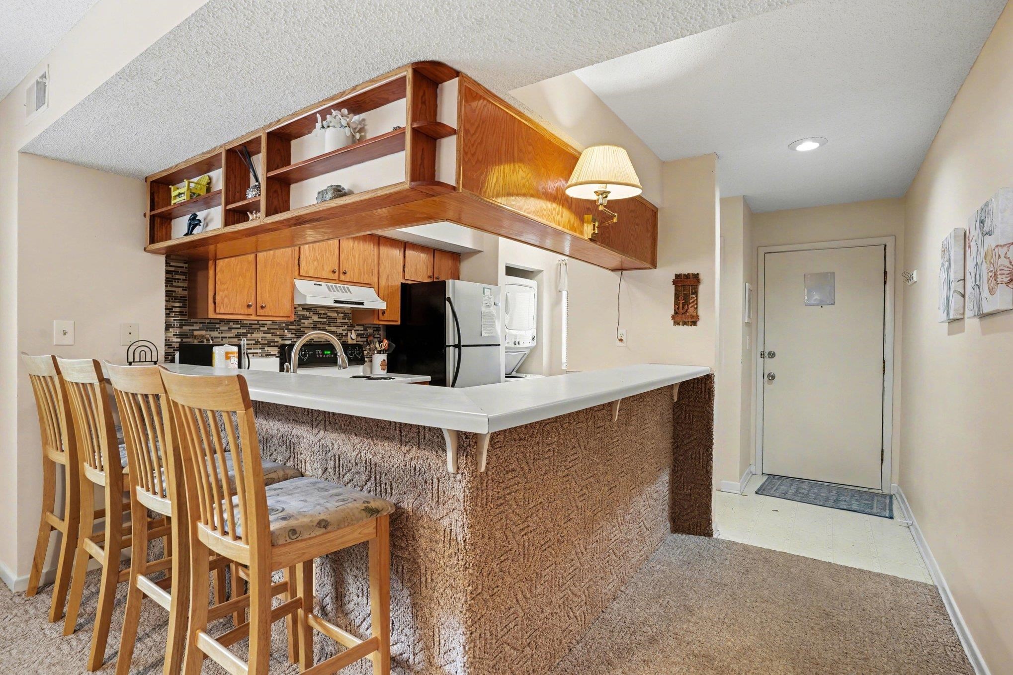 250 Maison Dr. Property Photo 6