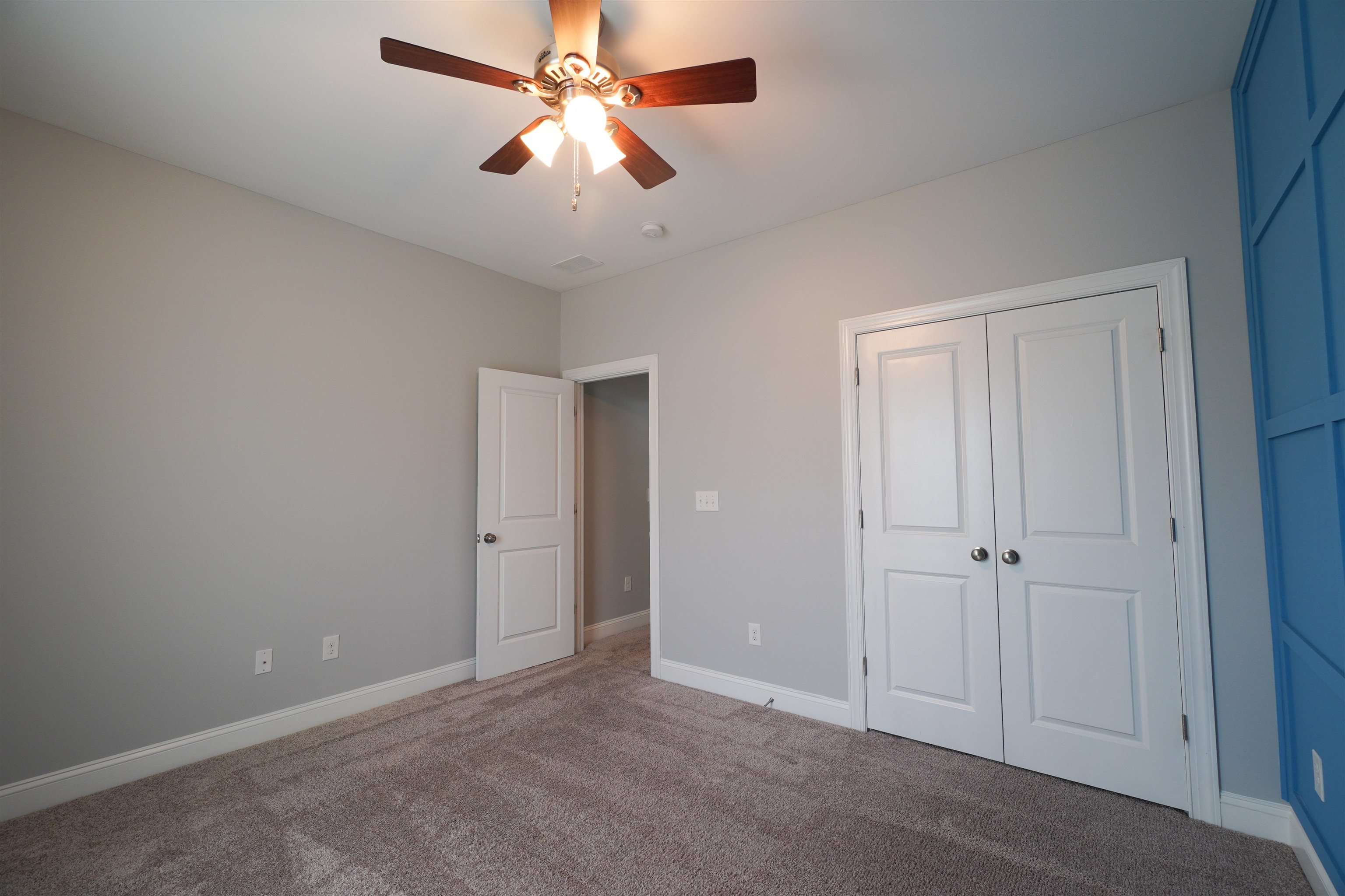 100 Splendor Circle Property Photo 32