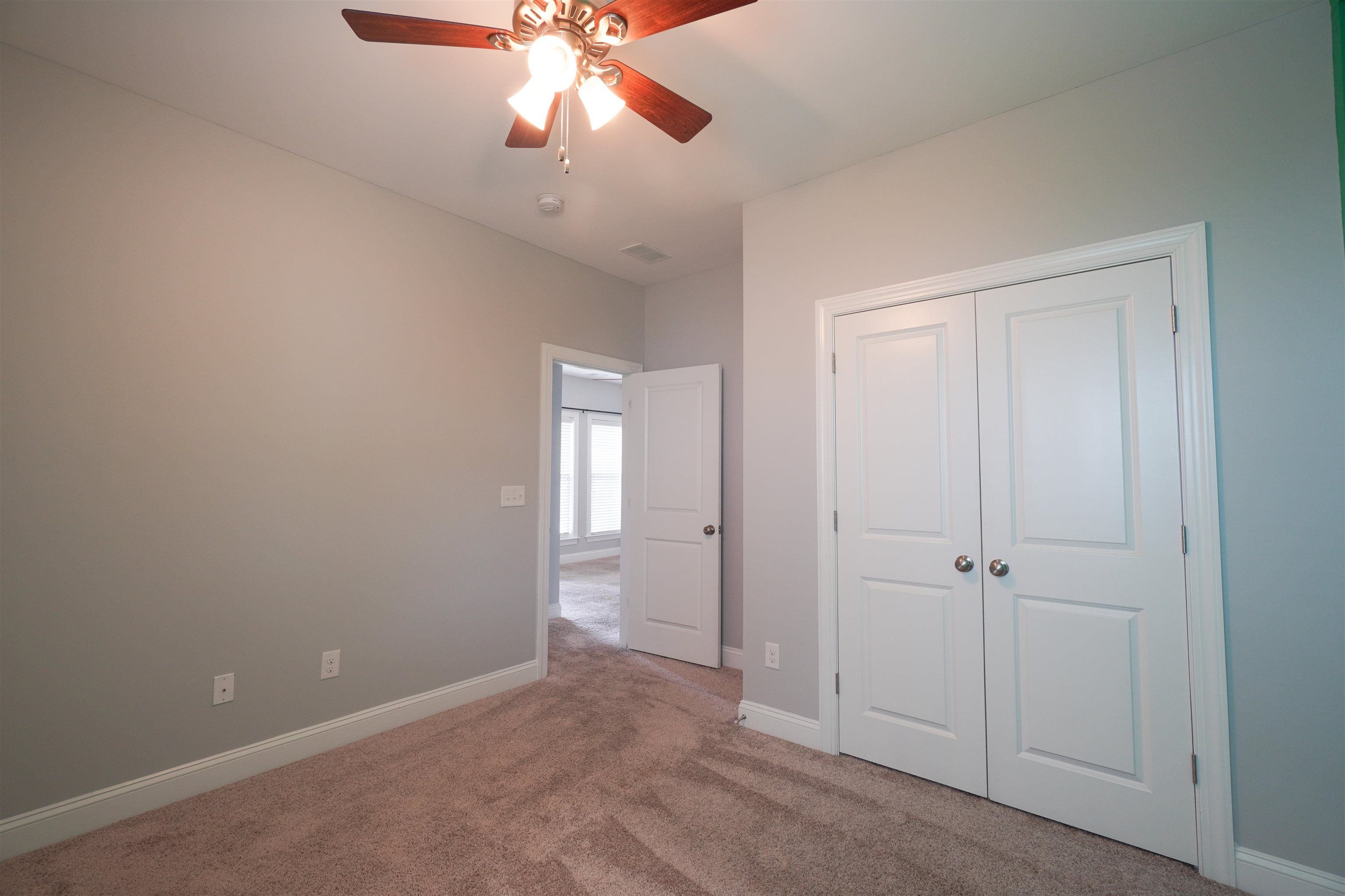 100 Splendor Circle Property Photo 35