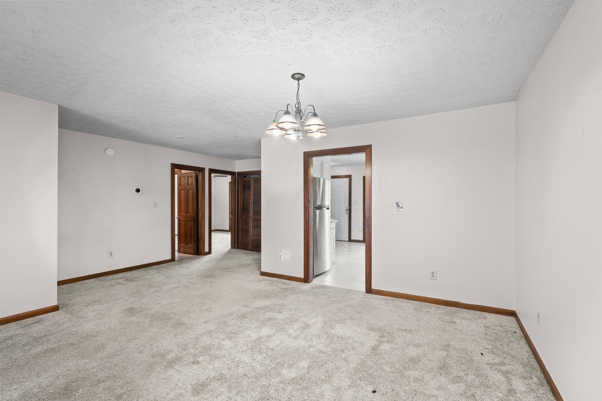 404 N 72nd Ave. Property Photo 8