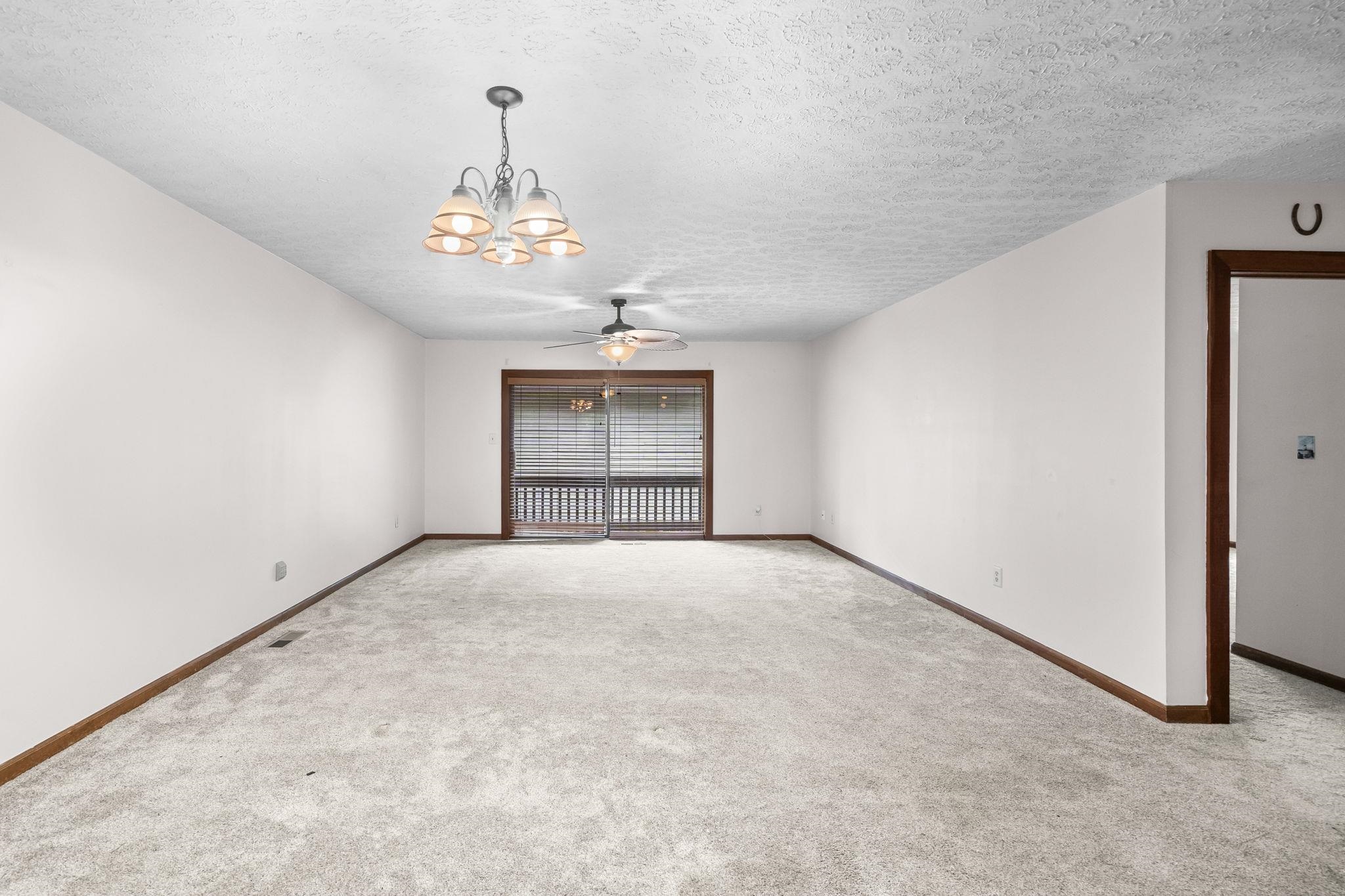 404 N 72nd Ave. Property Photo 16