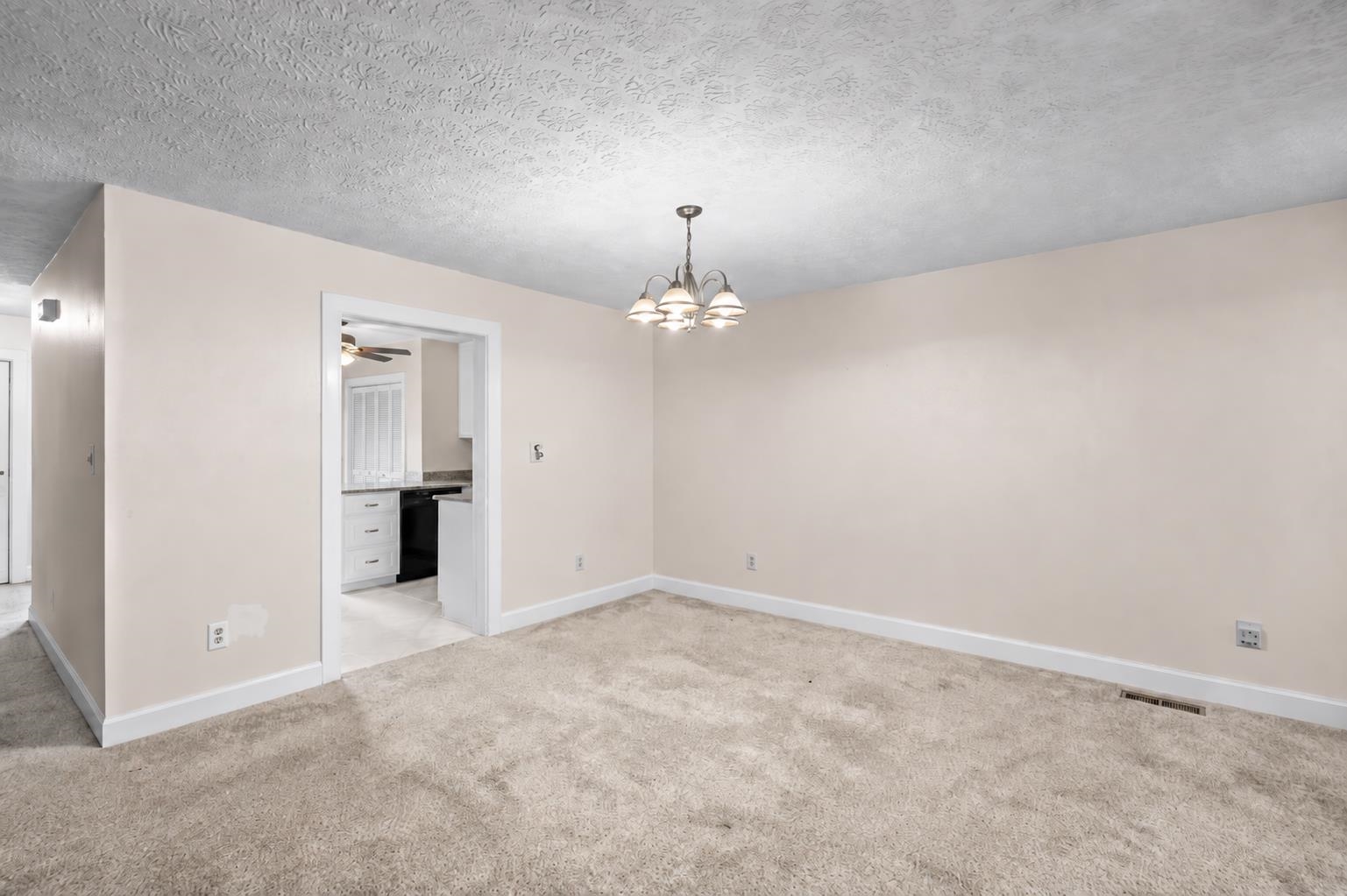 404 N 72nd Ave. Property Photo 17