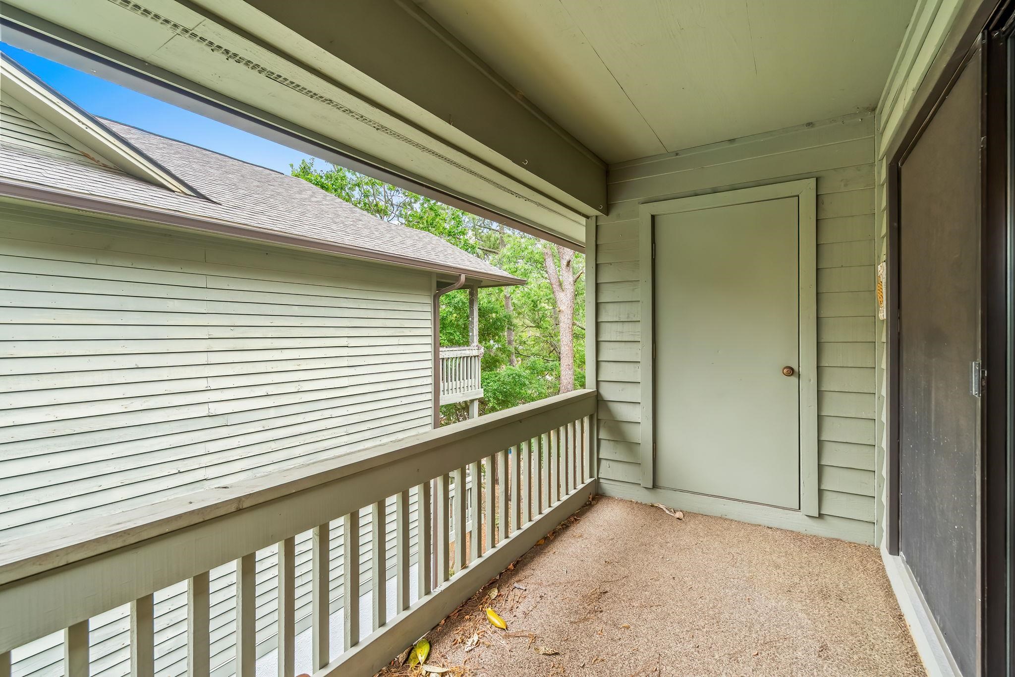 404 N 72nd Ave. Property Photo 18