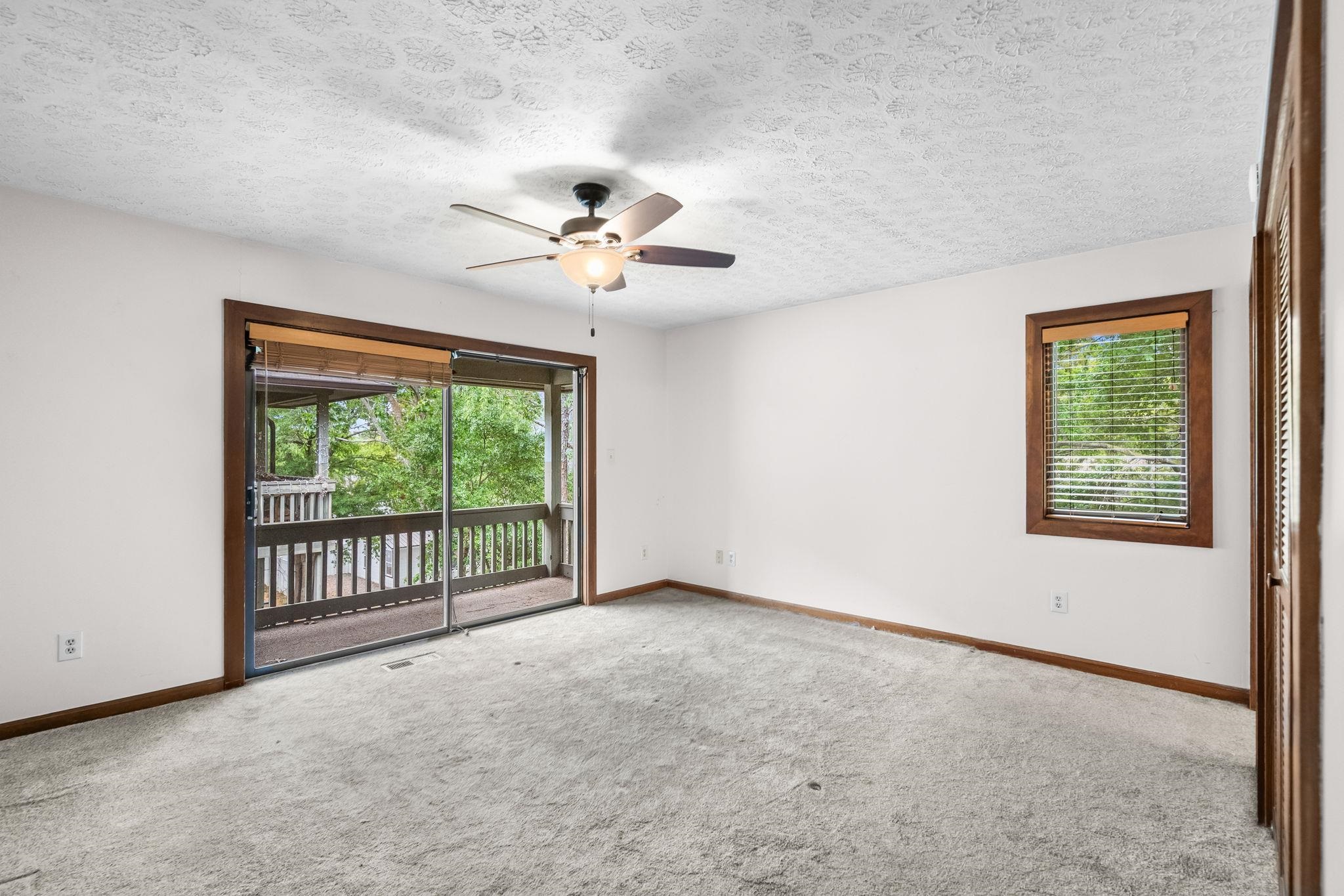 404 N 72nd Ave. Property Photo 21