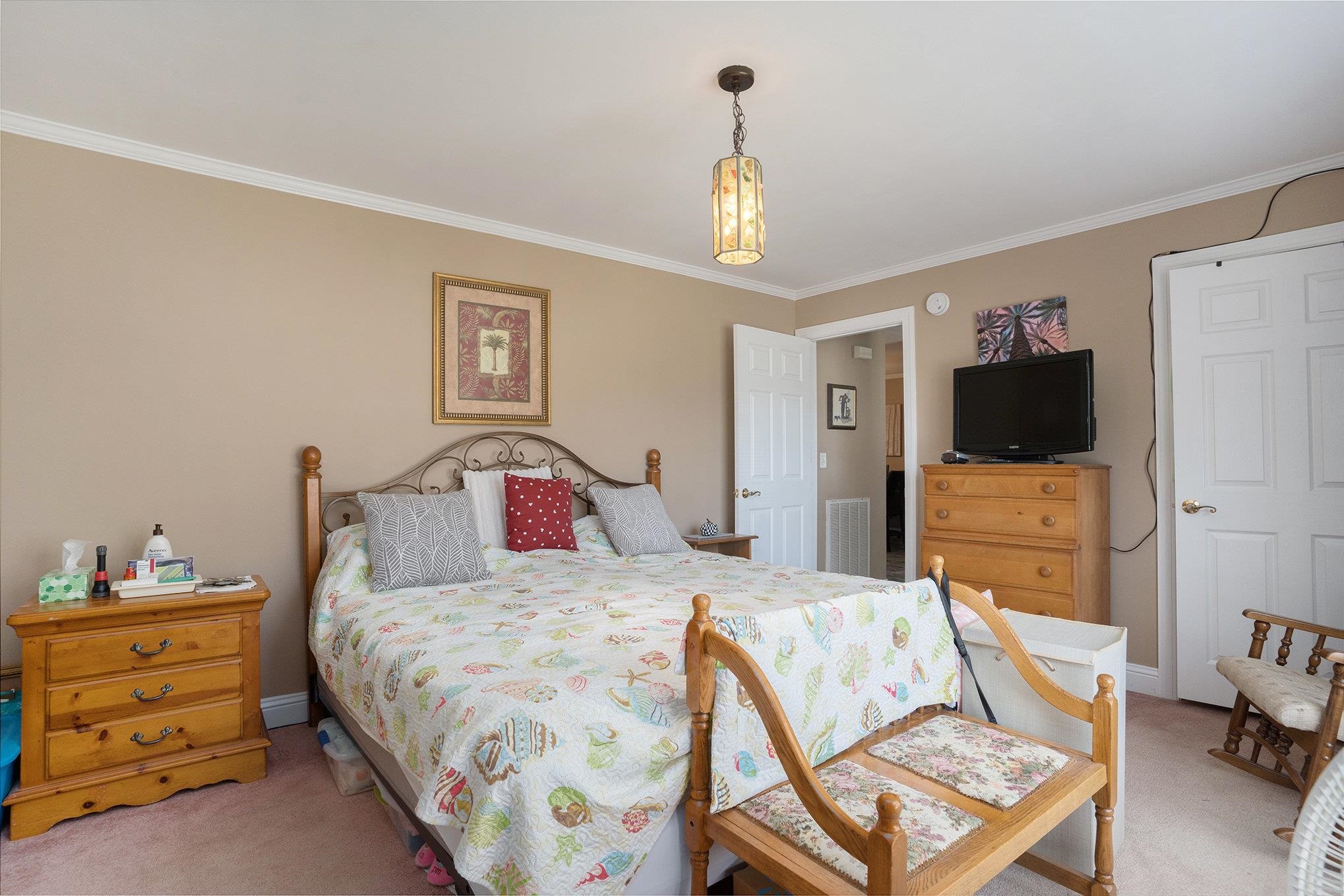 4441 Manitook Dr. Property Photo 13