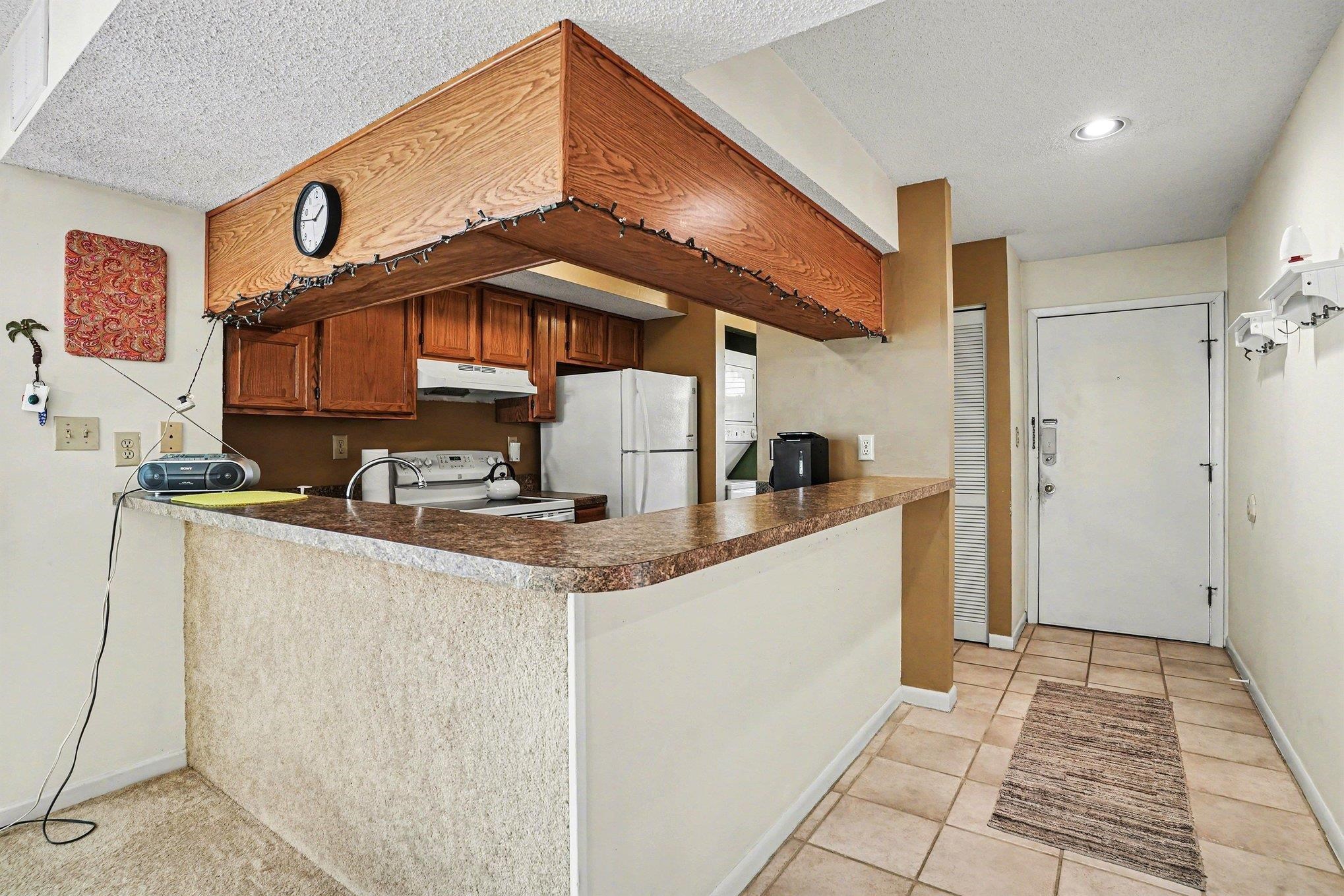 250 Maison Dr. Property Photo 9