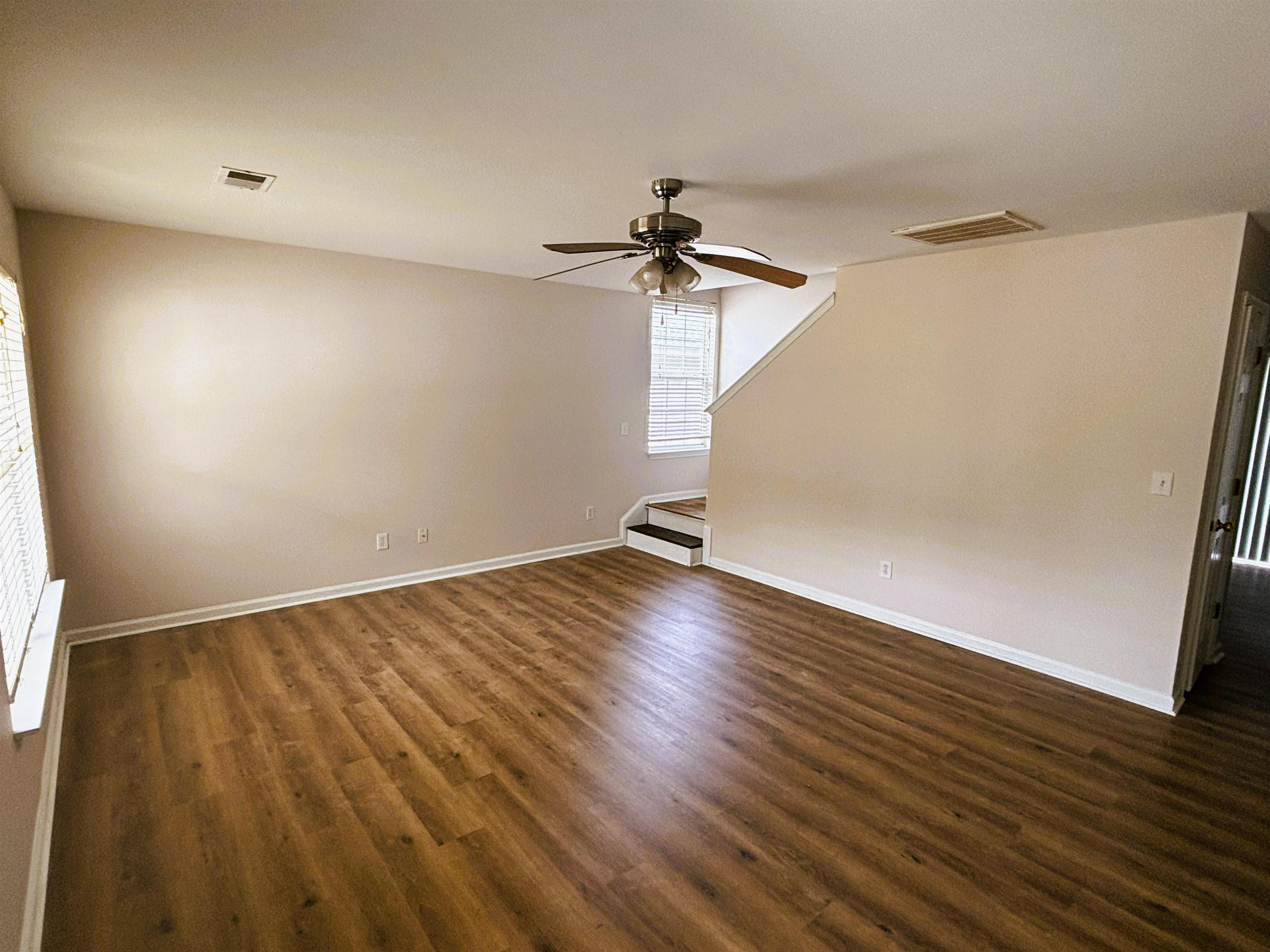 9050 Gatewick Ct. Property Photo 2