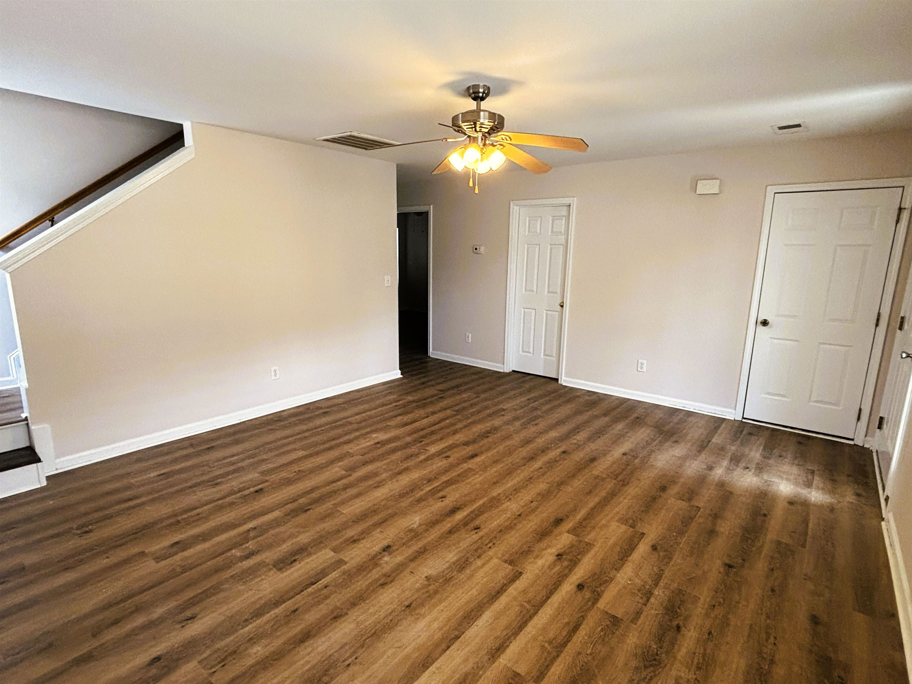 9050 Gatewick Ct. Property Photo 5