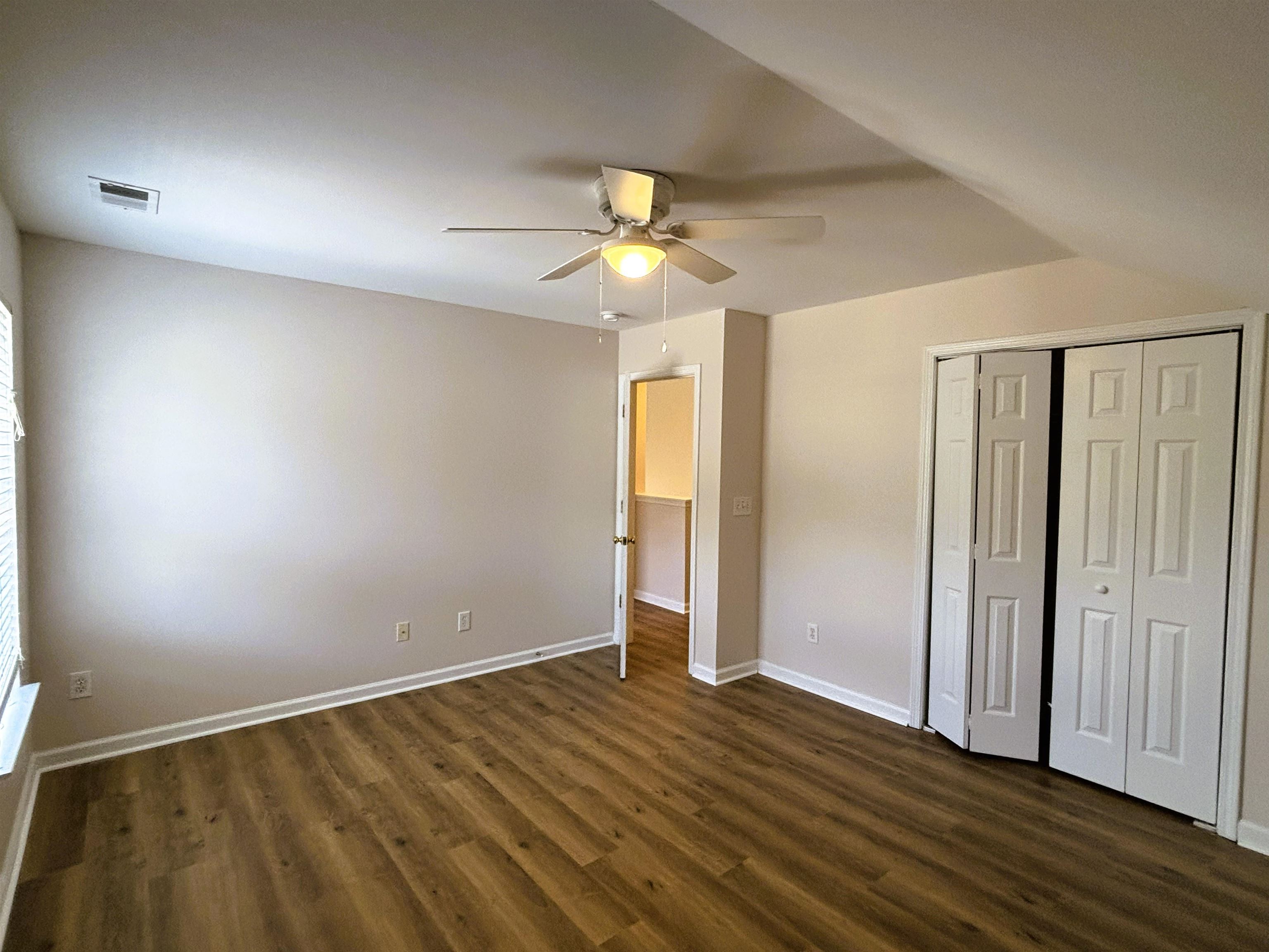9050 Gatewick Ct. Property Photo 18