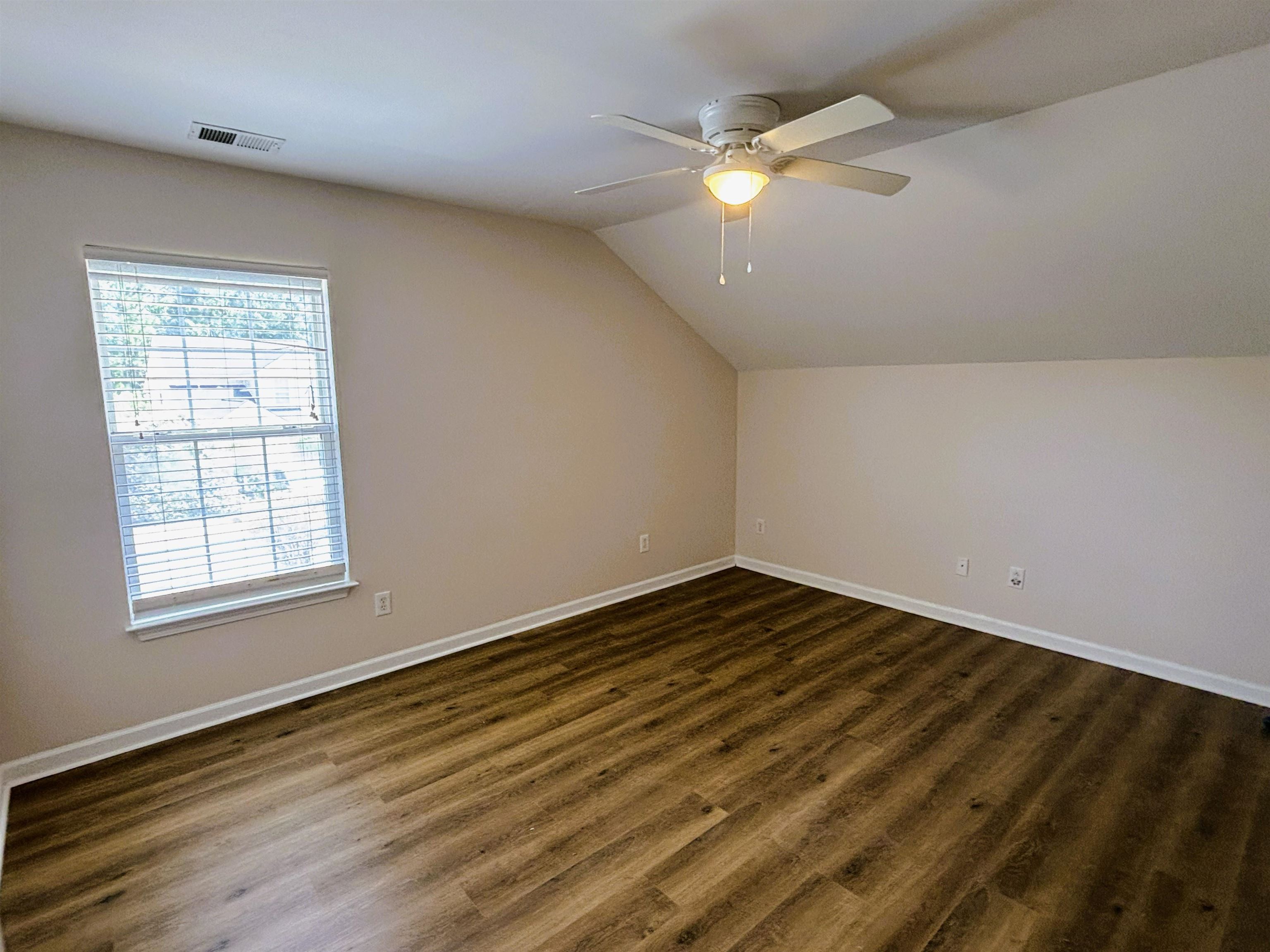 9050 Gatewick Ct. Property Photo 19
