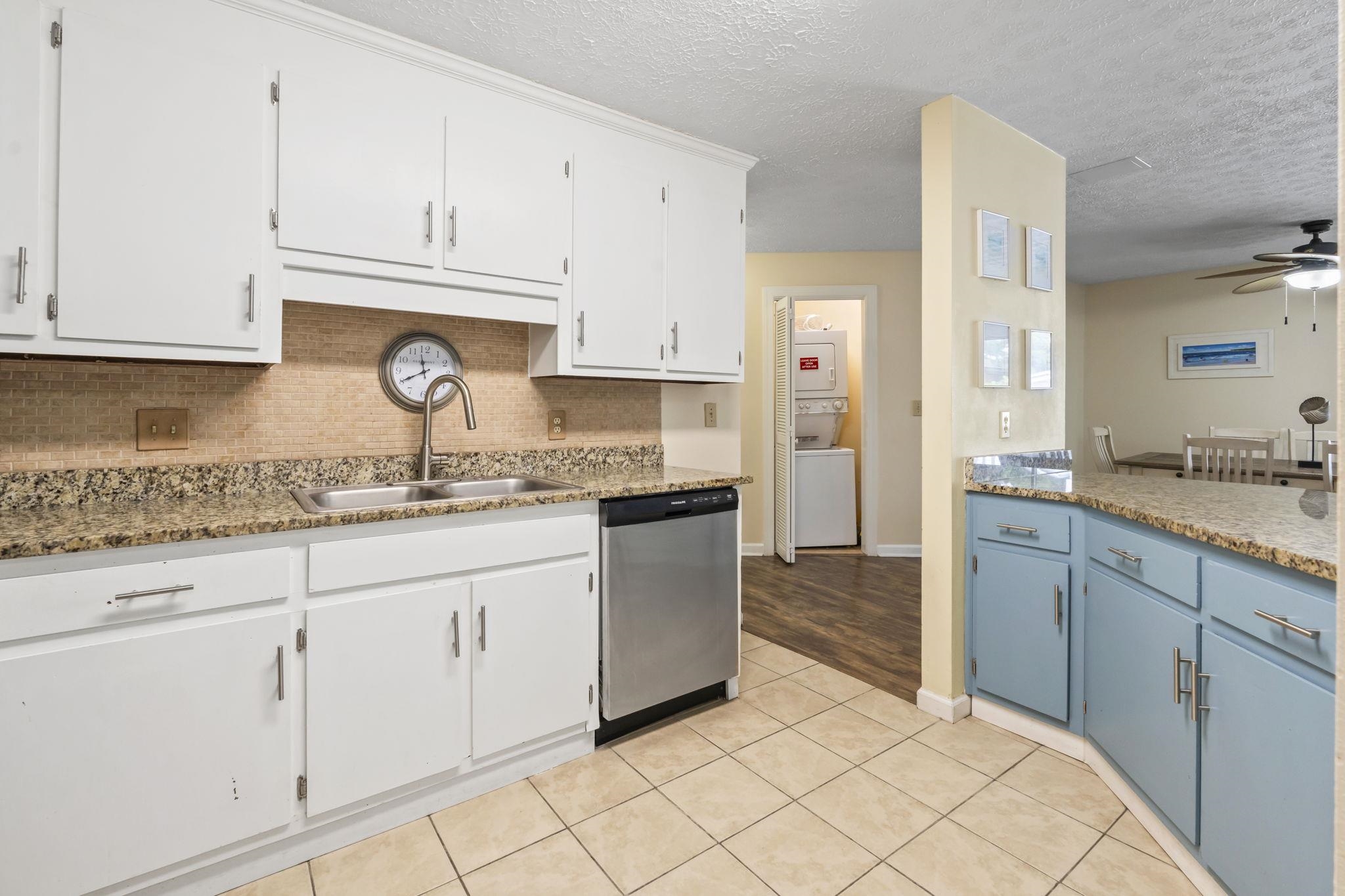 2805 N Ocean Blvd. Property Photo 32