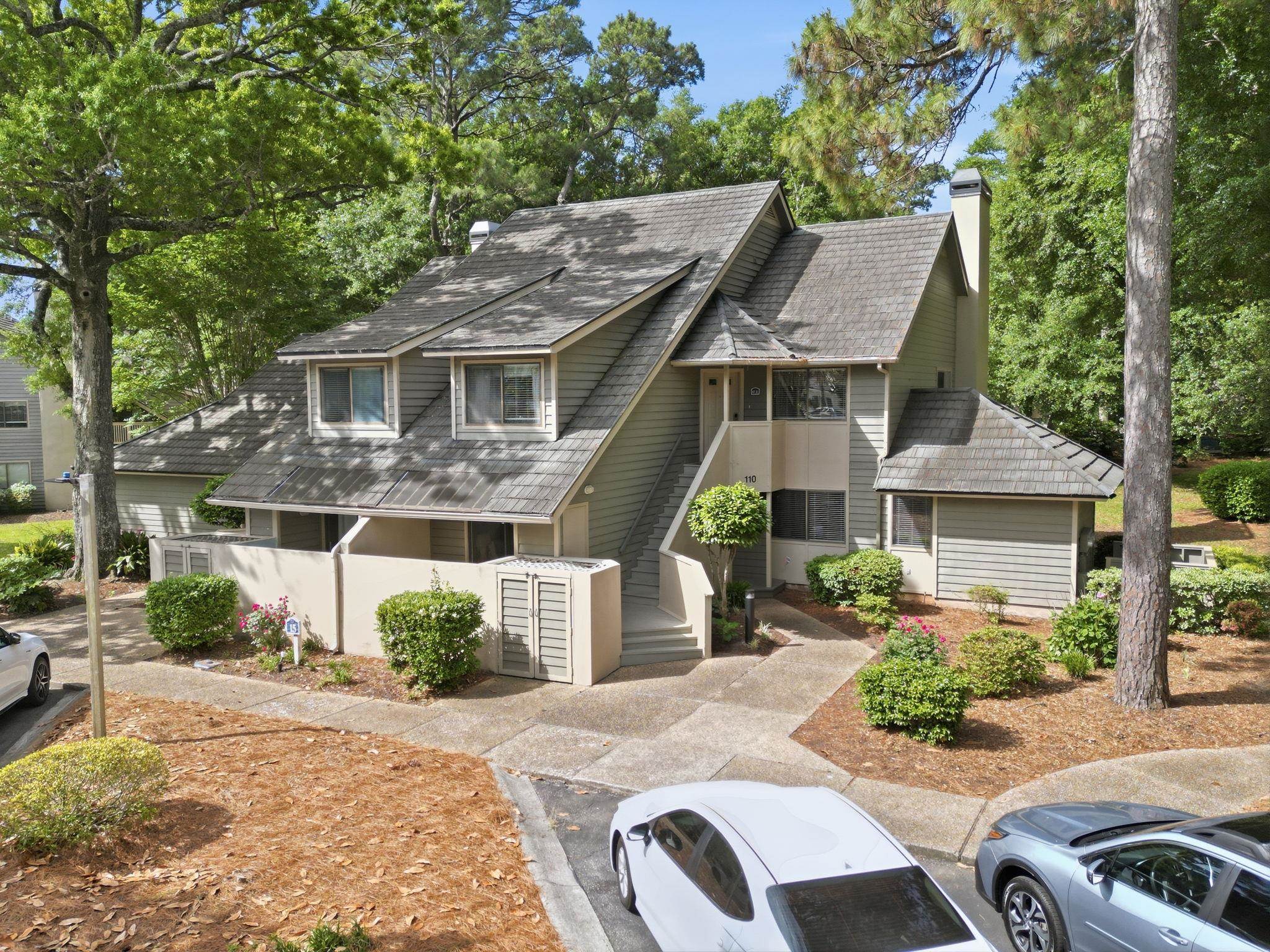110 Hartland Dr. Property Photo 1