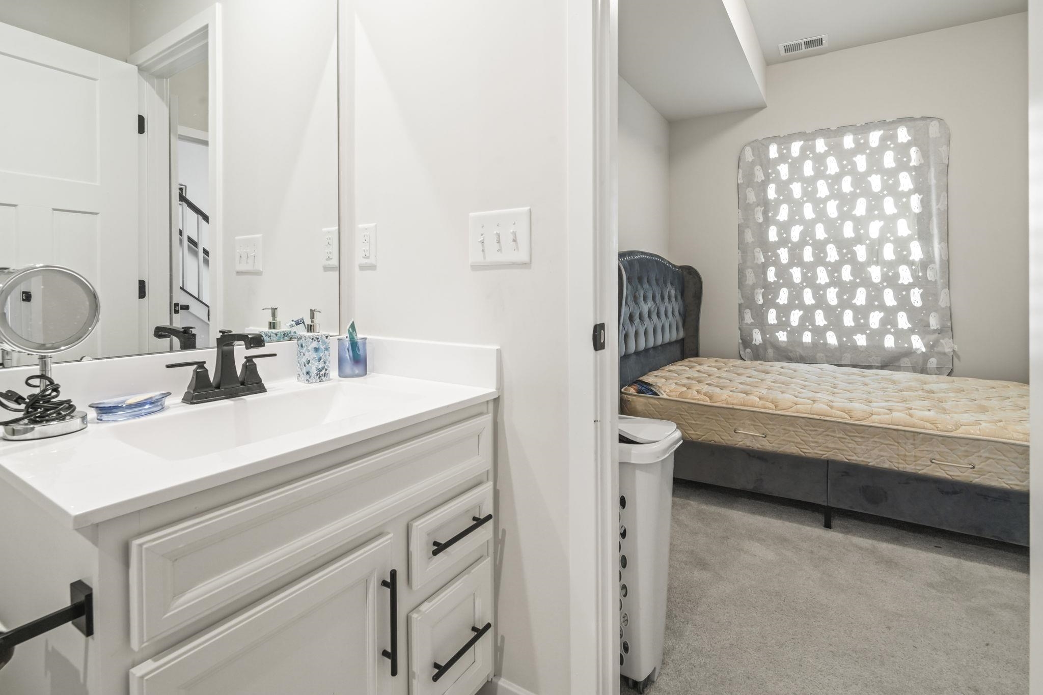 124 Galil Dr. Property Photo 24