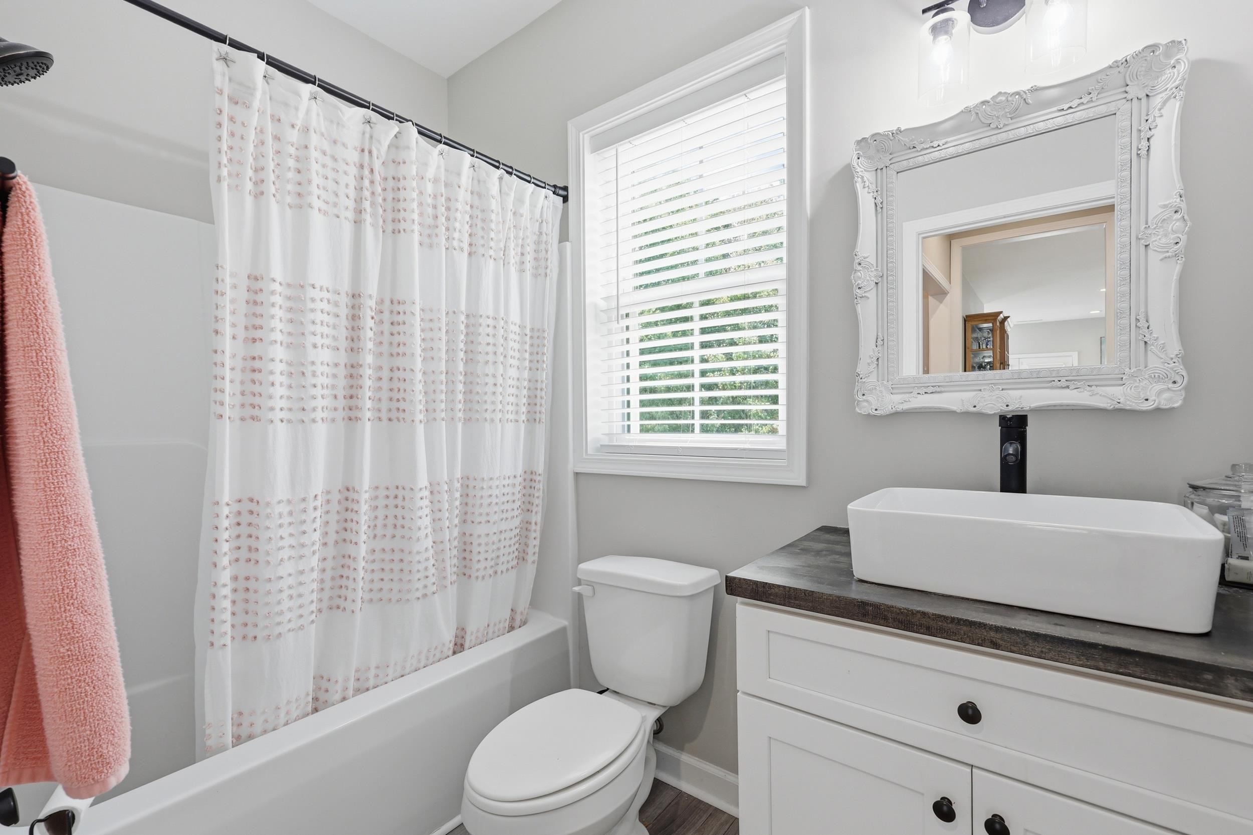 119 Enclave Pl. Property Photo 20