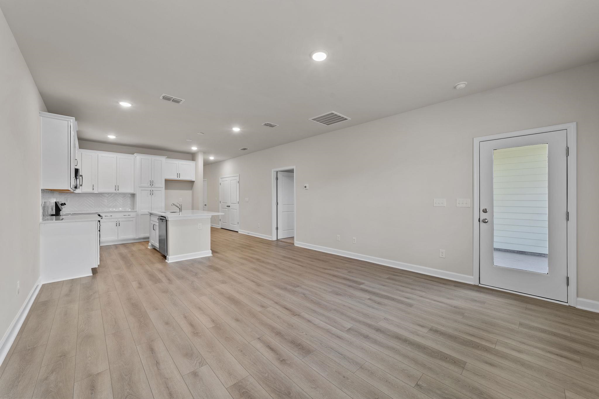 715 Ebb Tide Rd. Property Photo 12