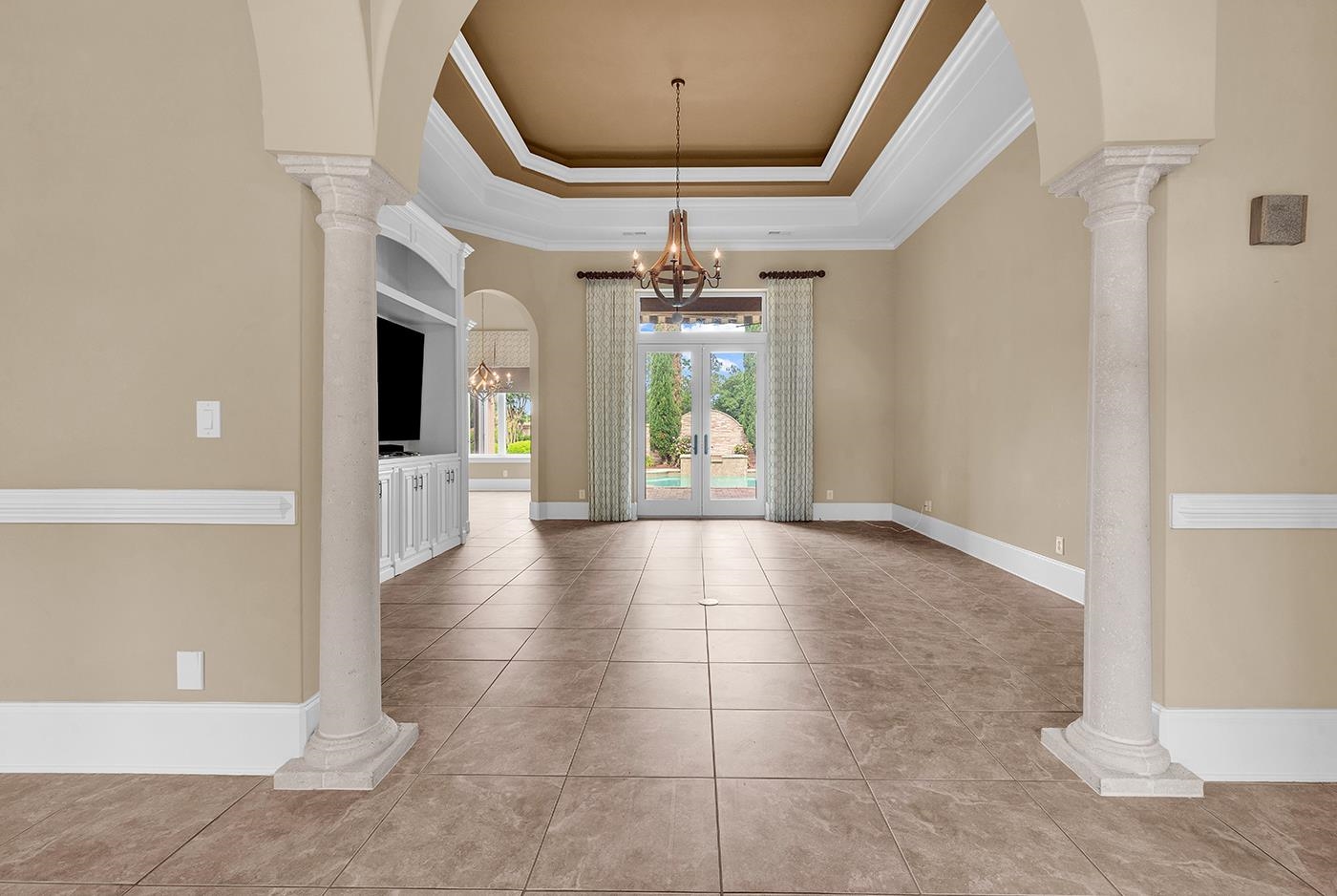 9031 Bella Verde Ct. Property Photo 4