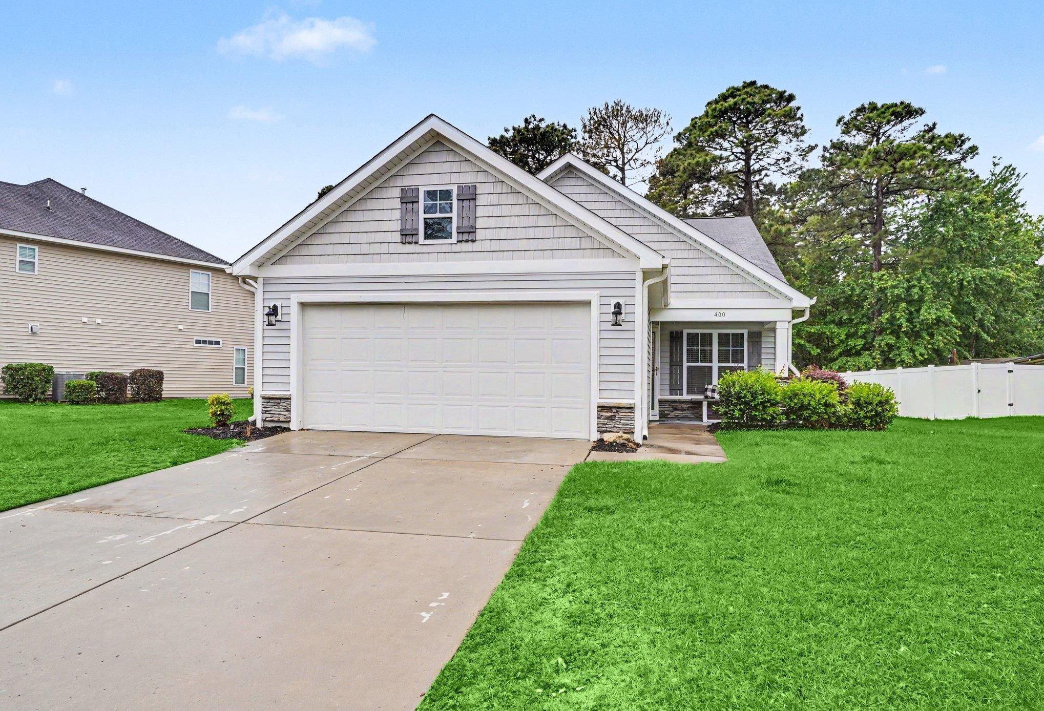 400 Stafford Dr. Property Photo 1