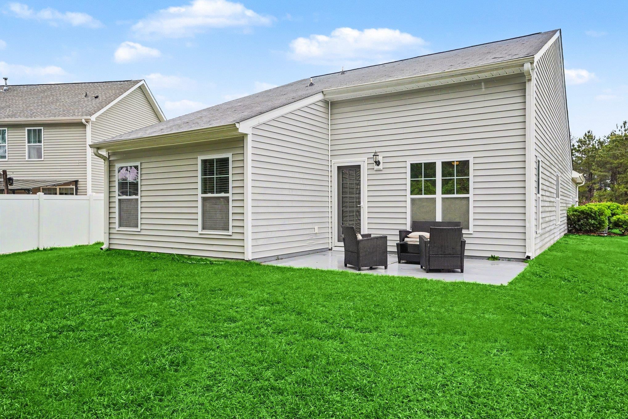 400 Stafford Dr. Property Photo 23