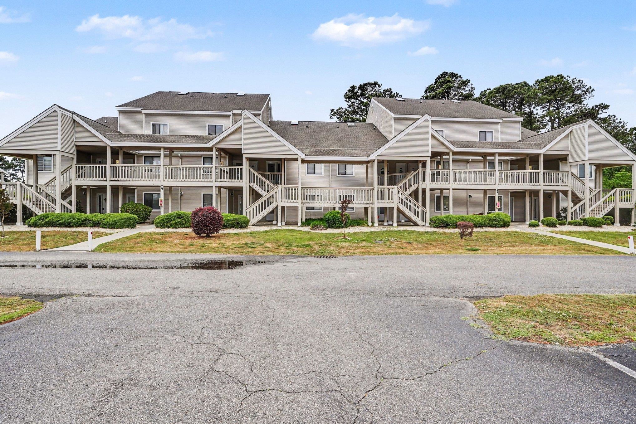 1095 Plantation Dr. W Property Photo 1