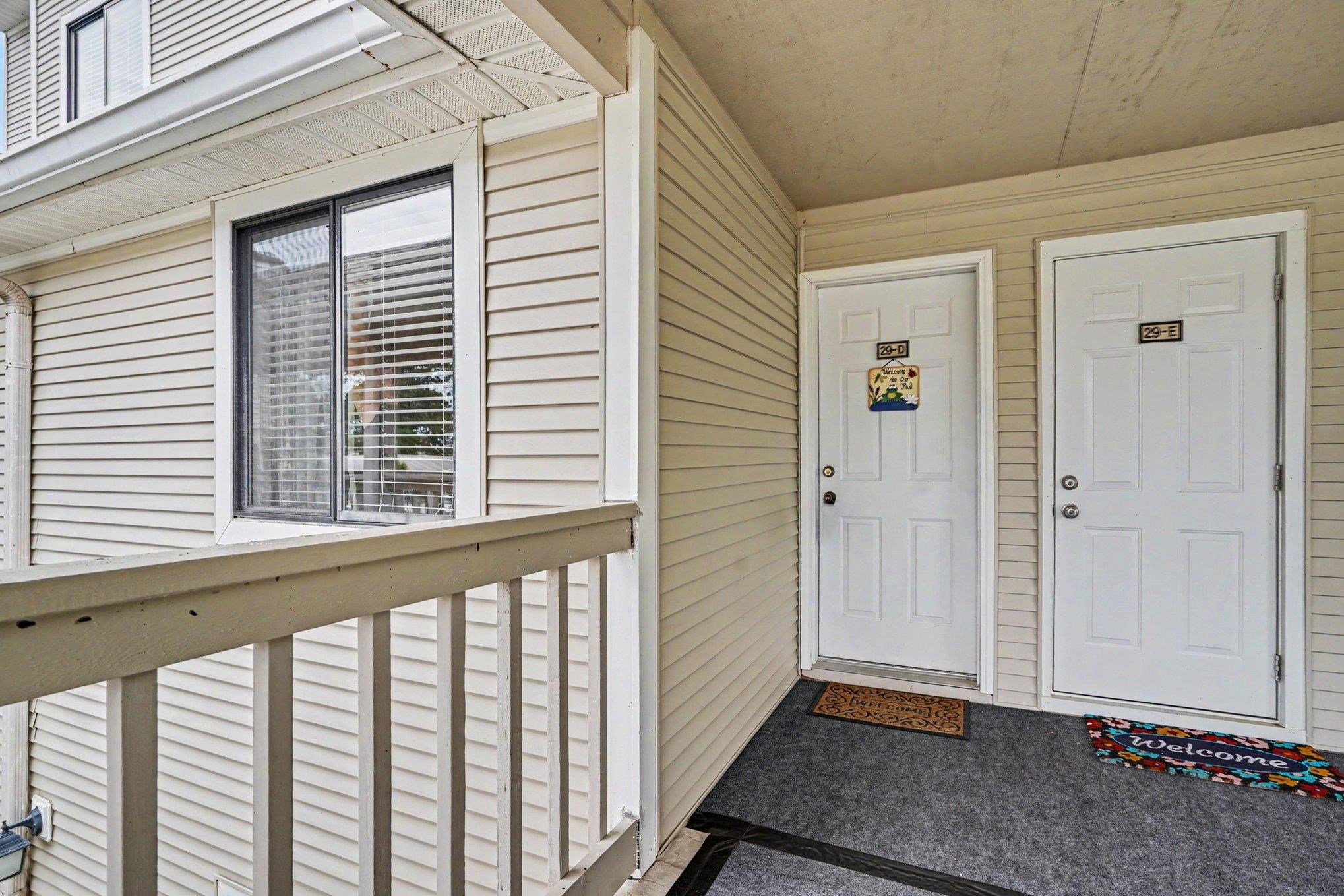 1095 Plantation Dr. W Property Photo 2